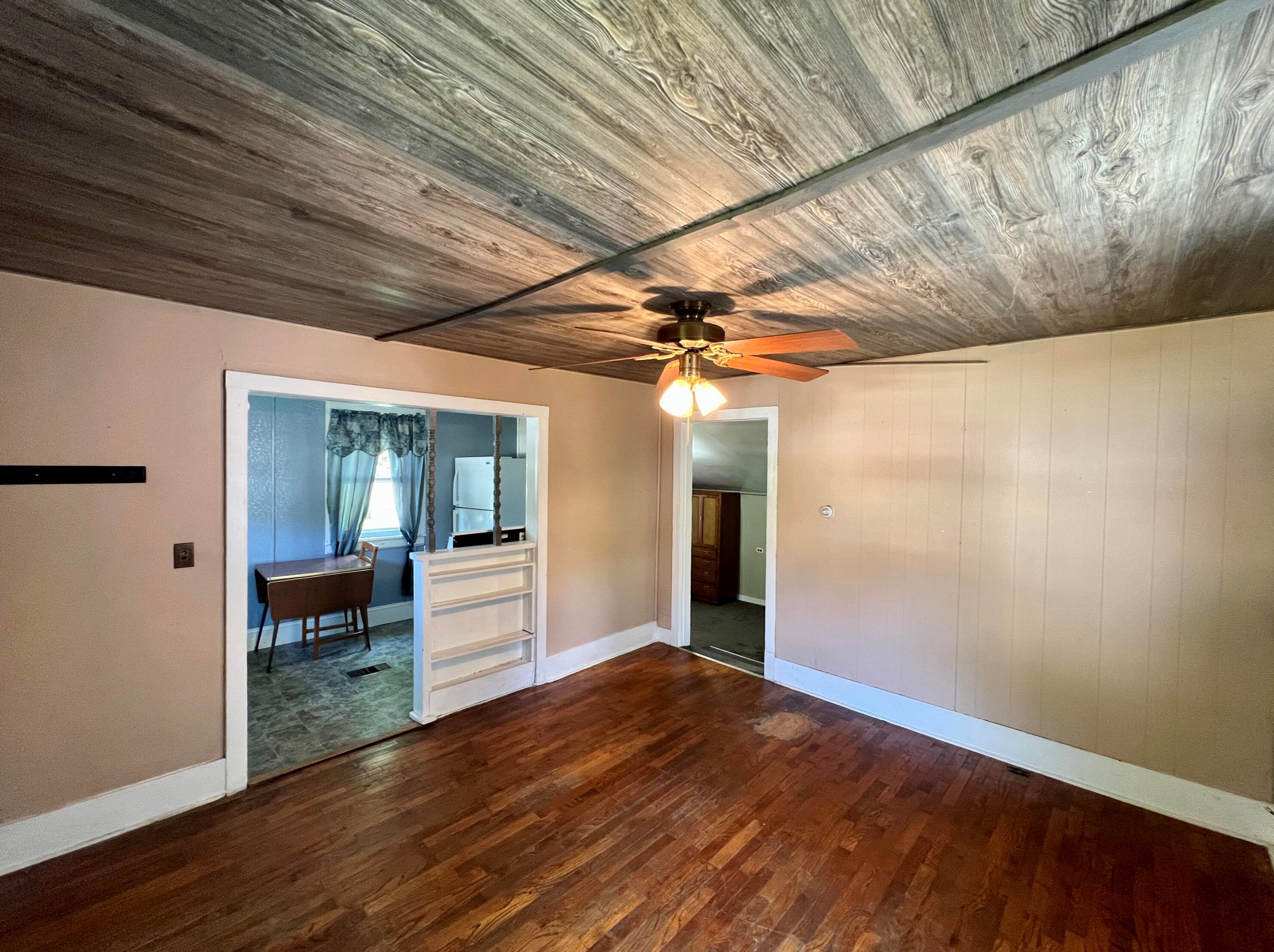 311 Hamilton St, Marshall, MI 49068-1817