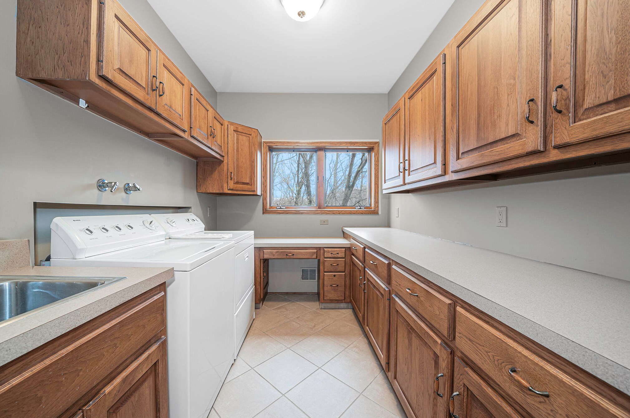 2850 Foxfire Ln, Ada MI 49301-9351 exterior