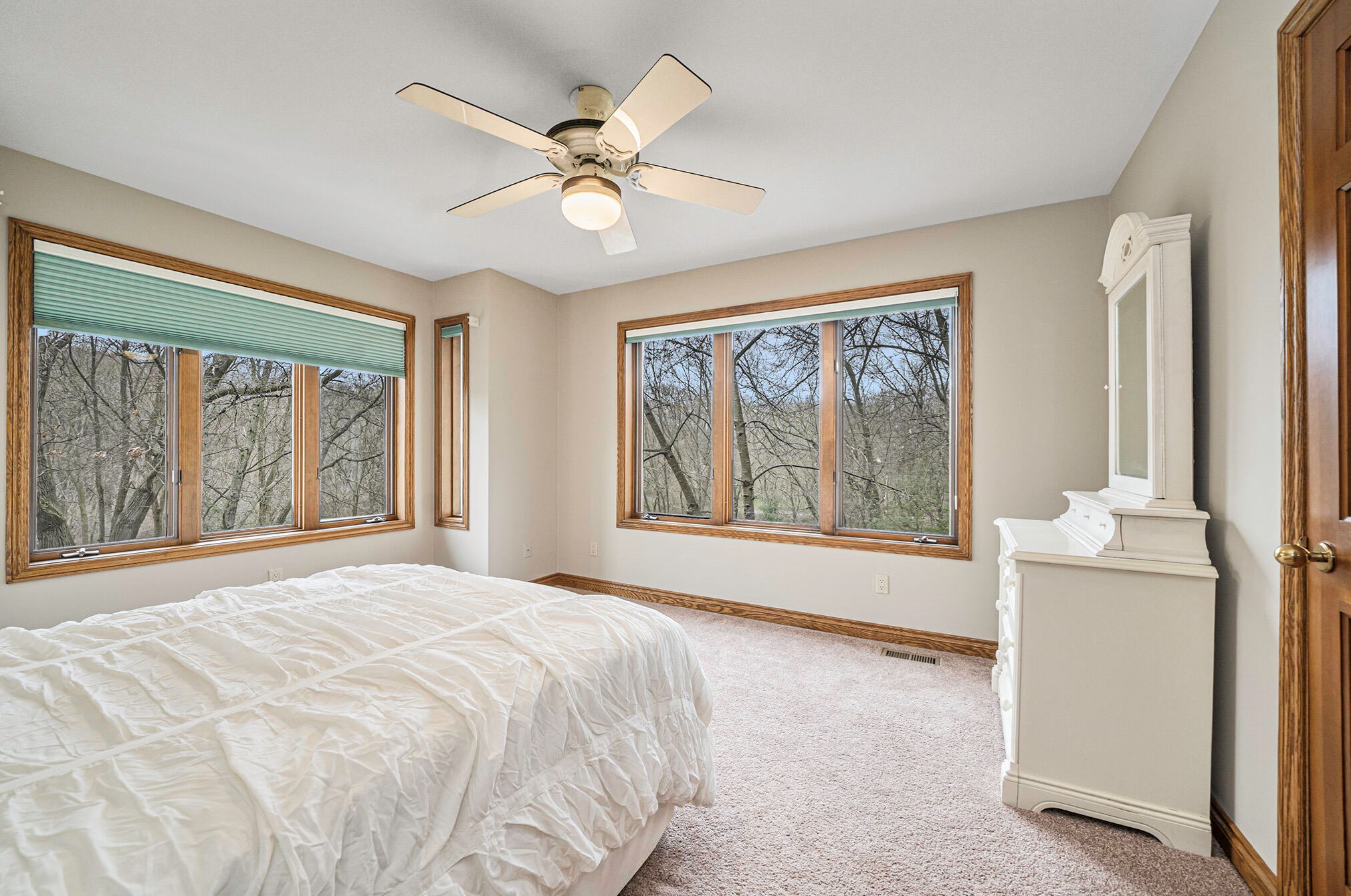 2850 Foxfire Ln, Ada MI 49301-9351 exterior