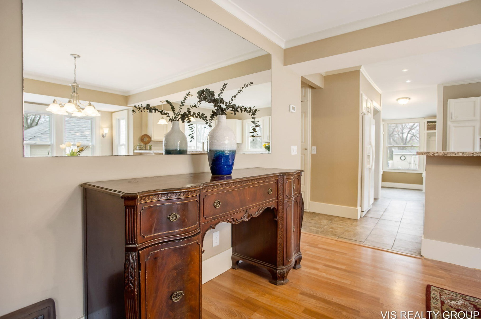 519 Riv St, Spring Lake MI 49456-2053 exterior