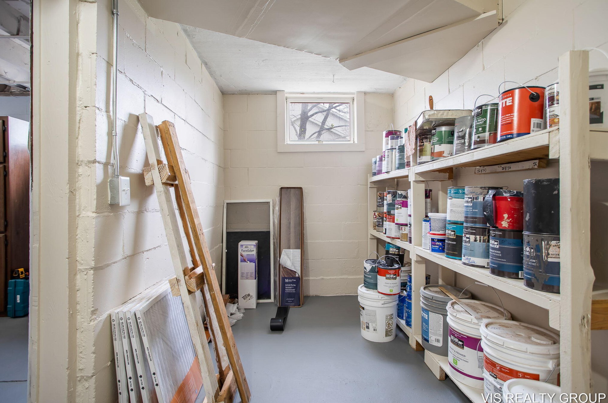 519 Riv St, Spring Lake MI 49456-2053 exterior