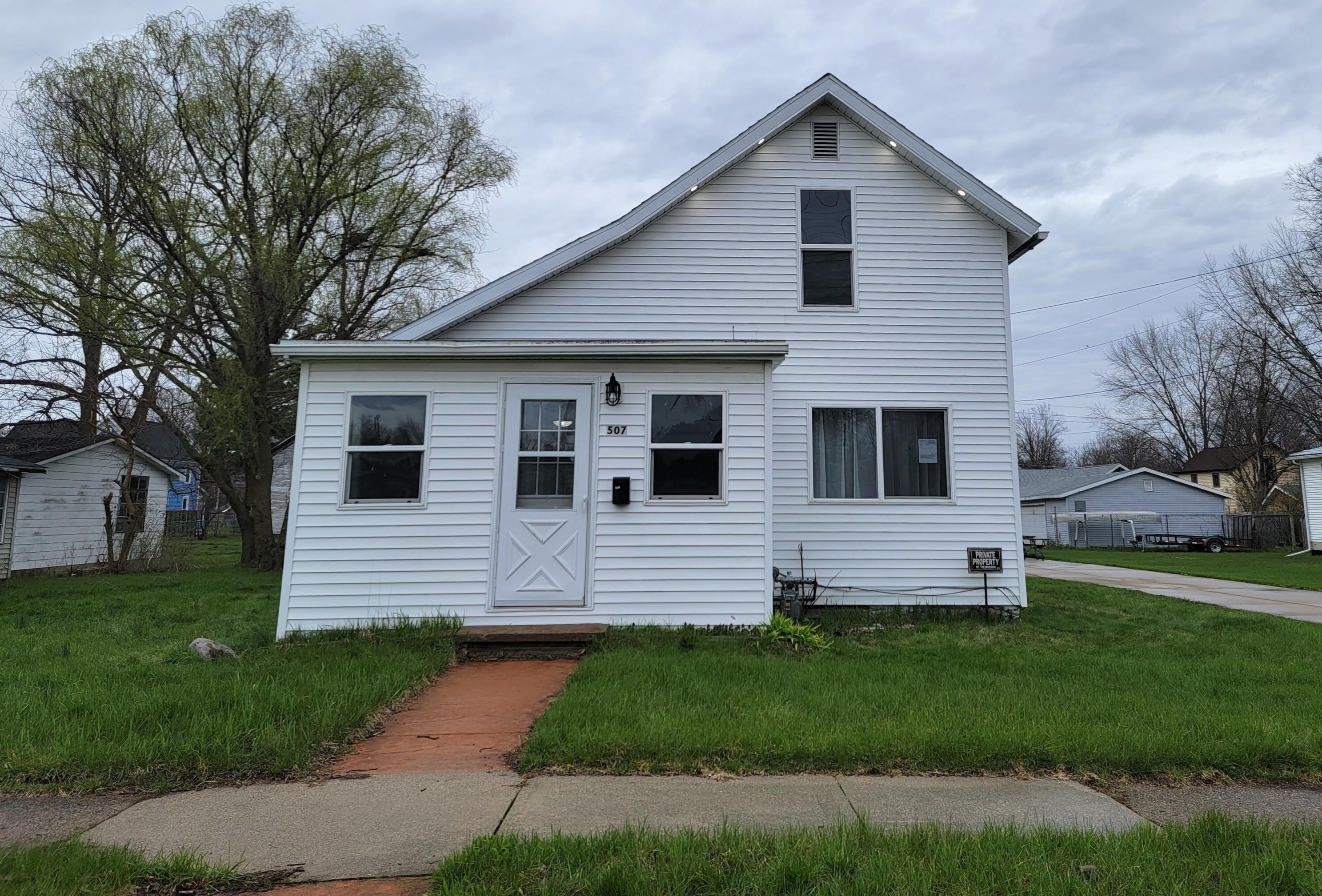 507 W Railroad St, Dowagiac, MI 49047