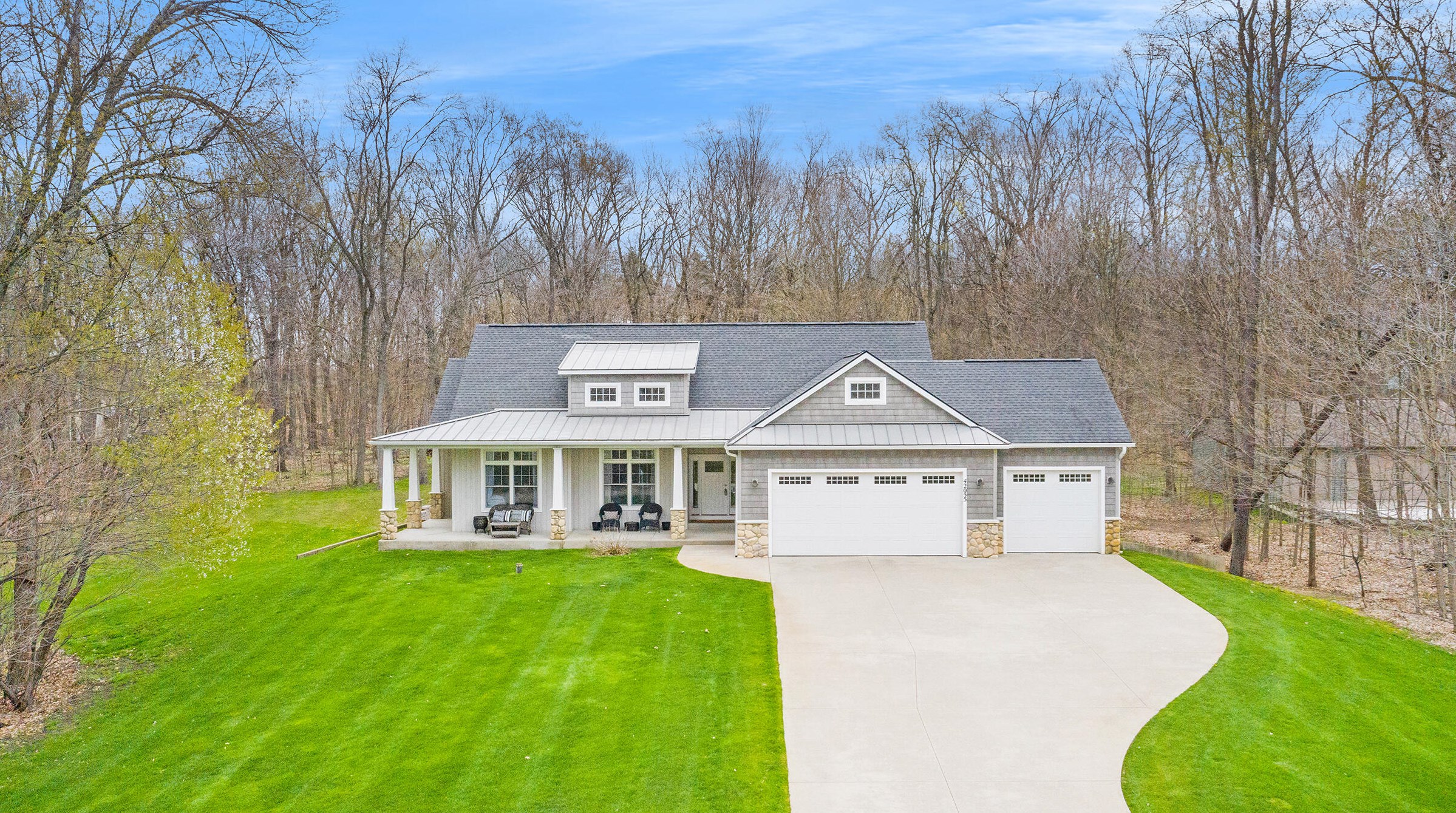 42055 Rowlings St, Mattawan, MI 49071-8920