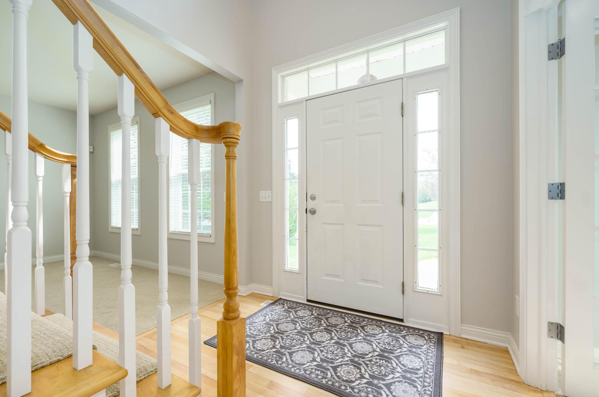 8318 Brandon Cir, Mattawan, MI 49071-8403