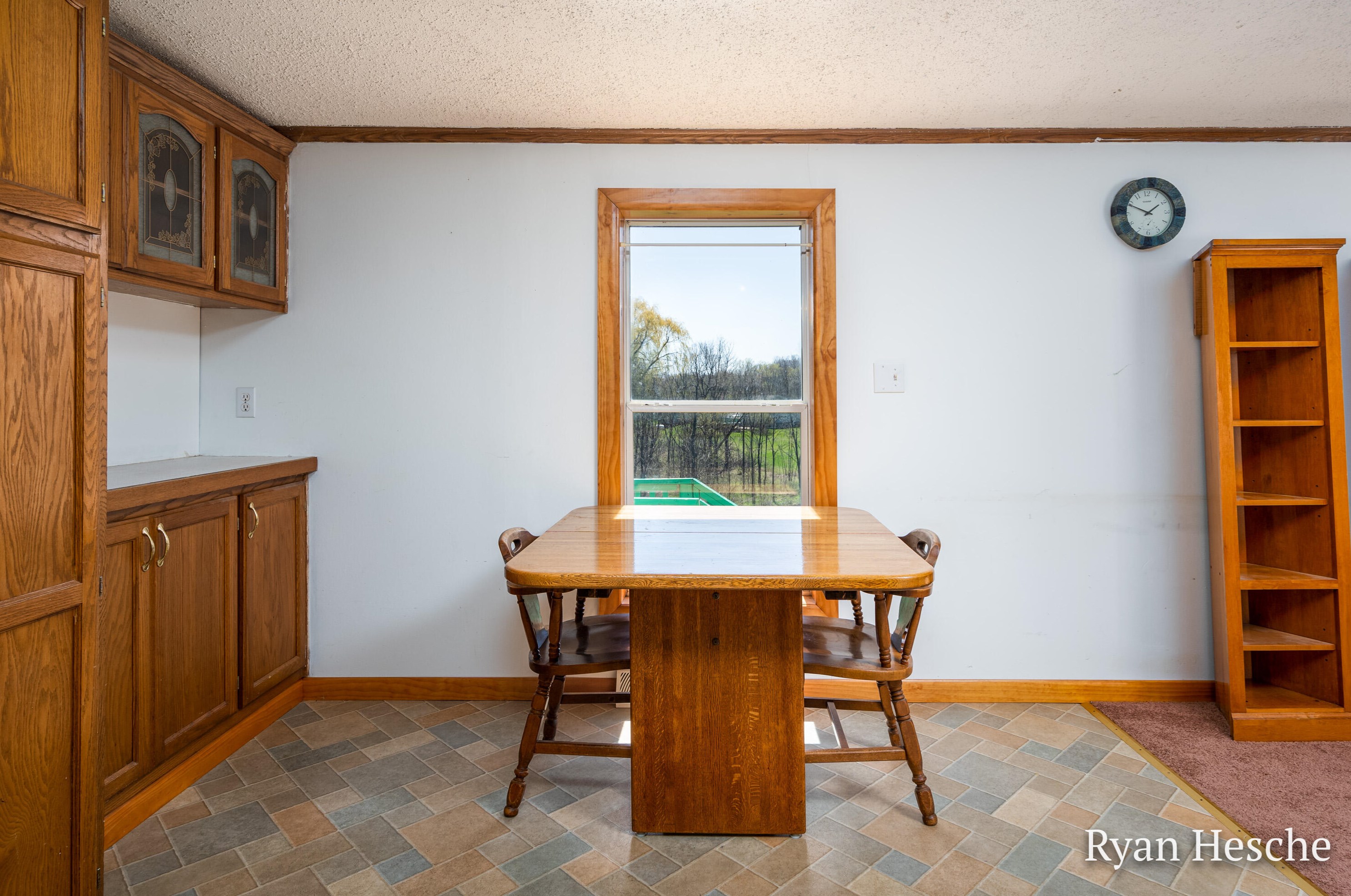 7963 Peck Lake Rd, Saranac MI 48881-8633 exterior