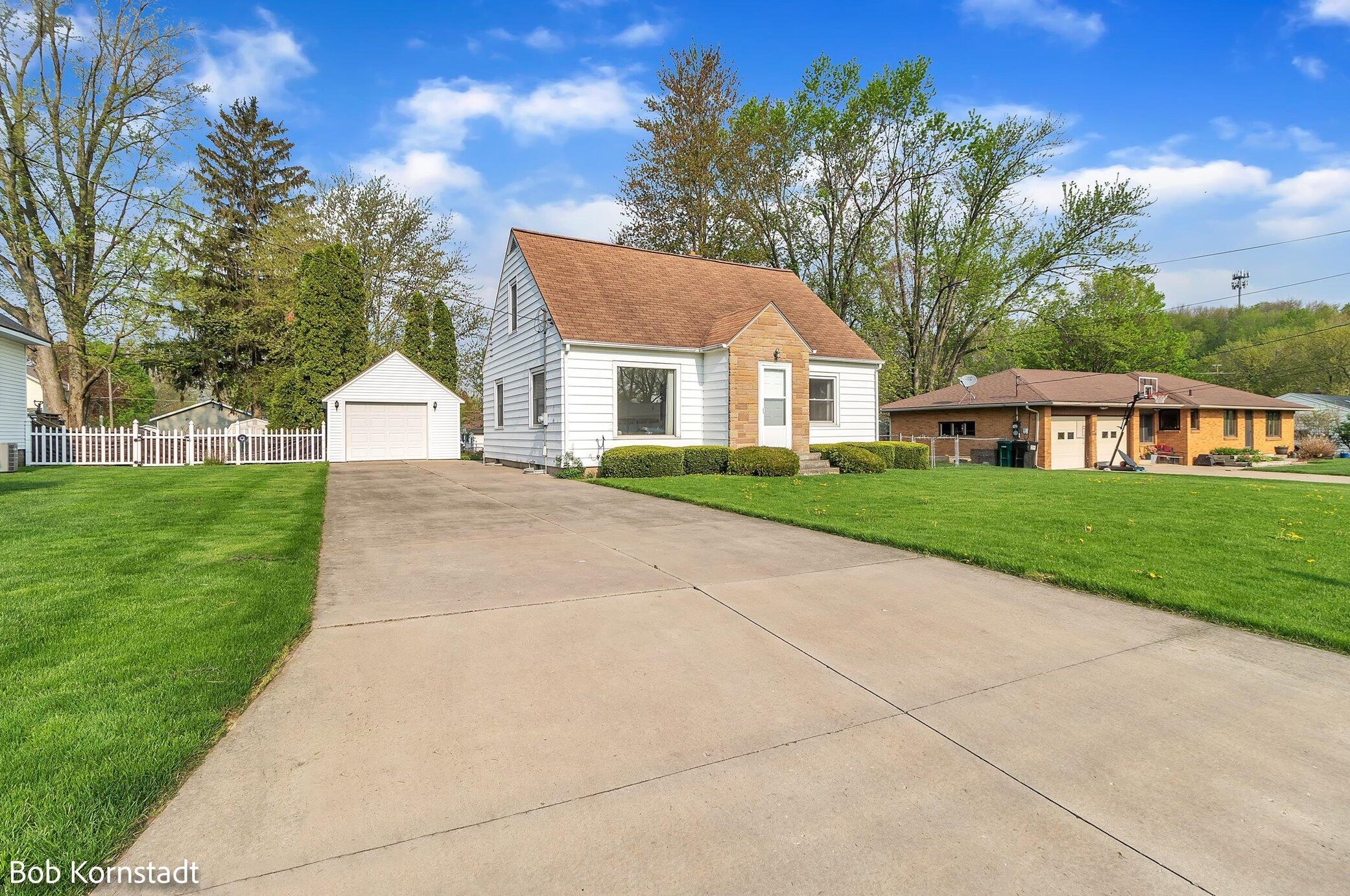 8299 Harlow Ave, Byron Township, MI 49315-8292