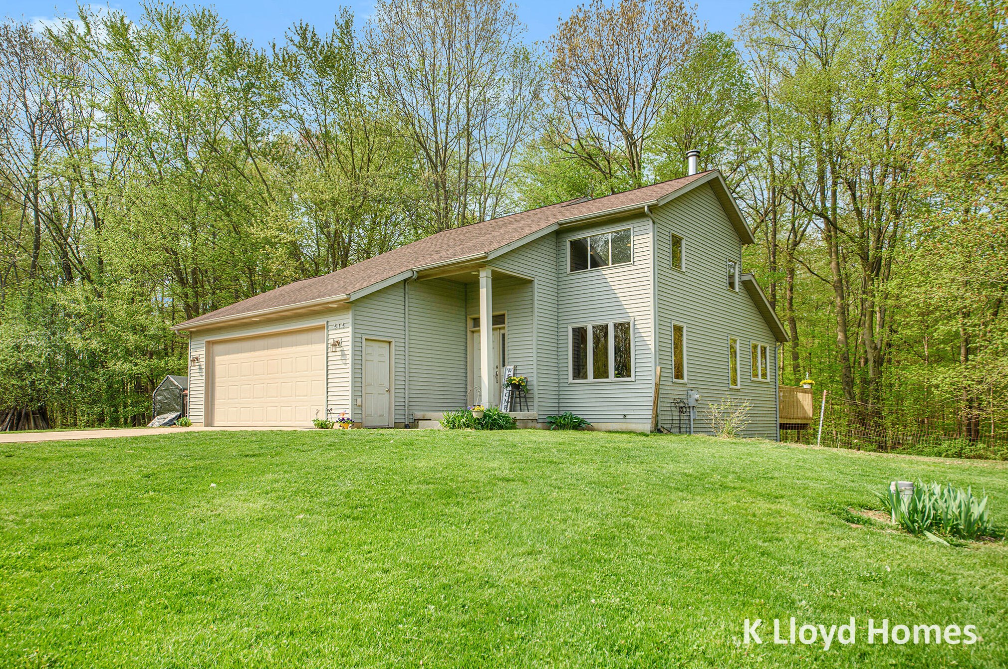 414 141st Ave, Wayland, MI 49348-9712