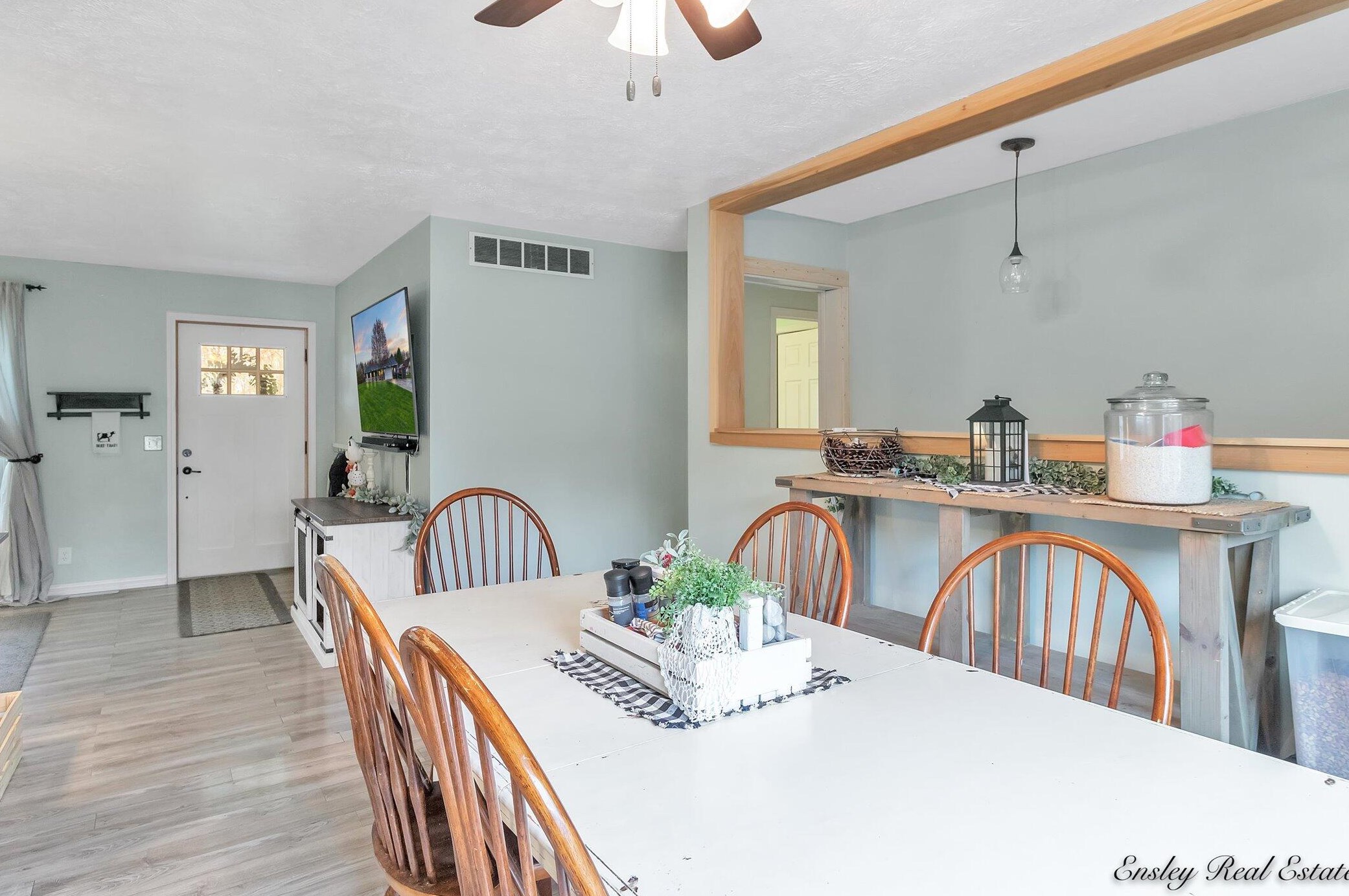 8899 Kraft Ave, Caledonia MI 49316-7682 exterior