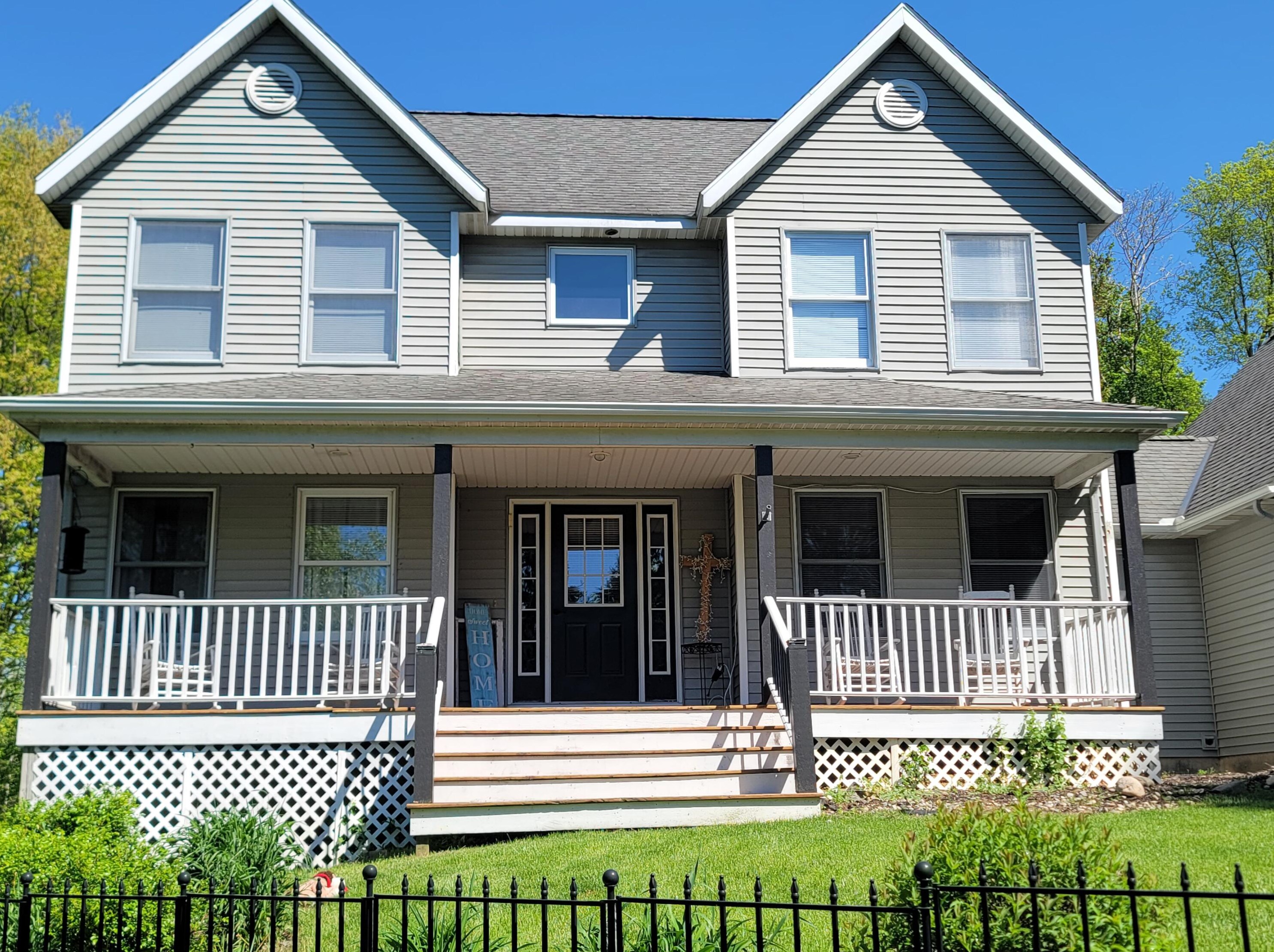 4069 Rabbit River Dr, Hamilton, MI 49419