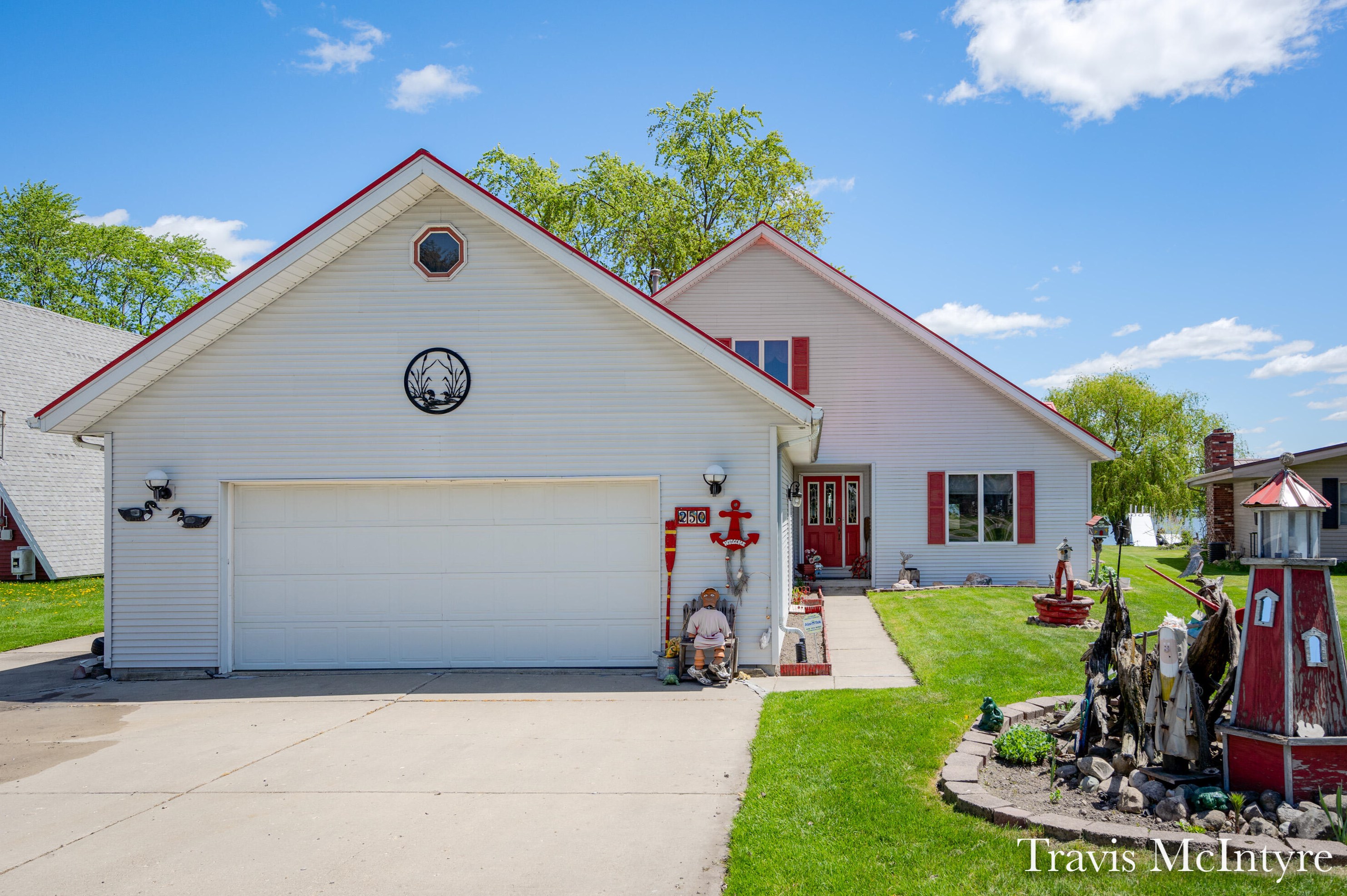 250 Rasmussen Dr, Trufant, MI 49347