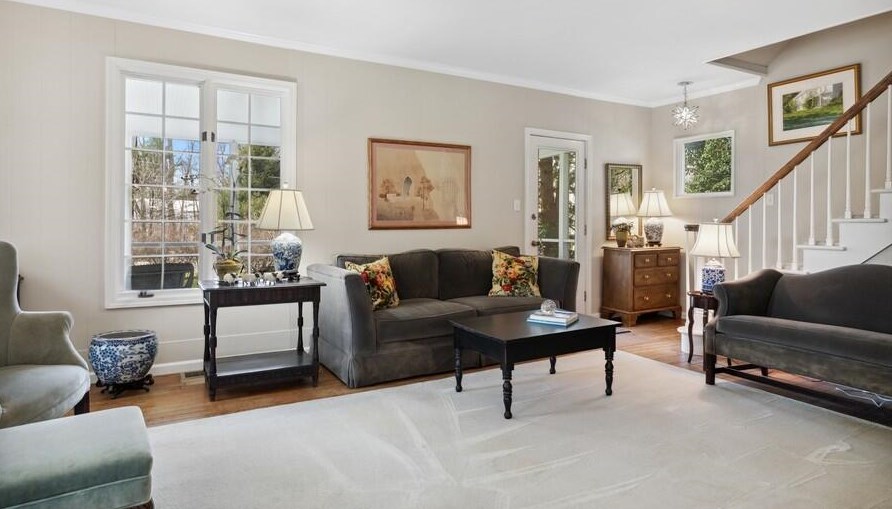 8881 East Rd, Lakeside, MI 49116