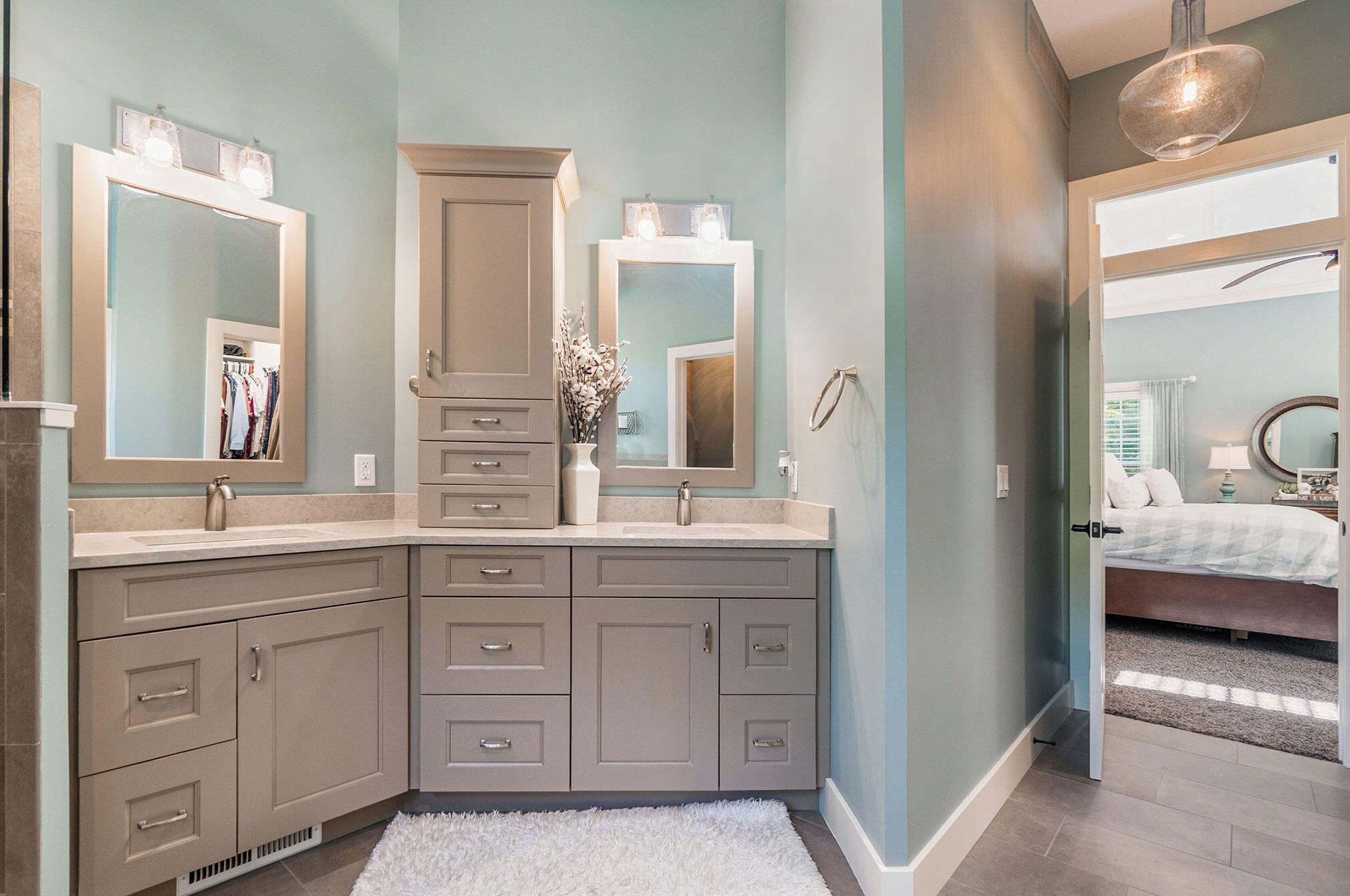 15229 Kelly St, Spring Lake MI 49456-1539 exterior