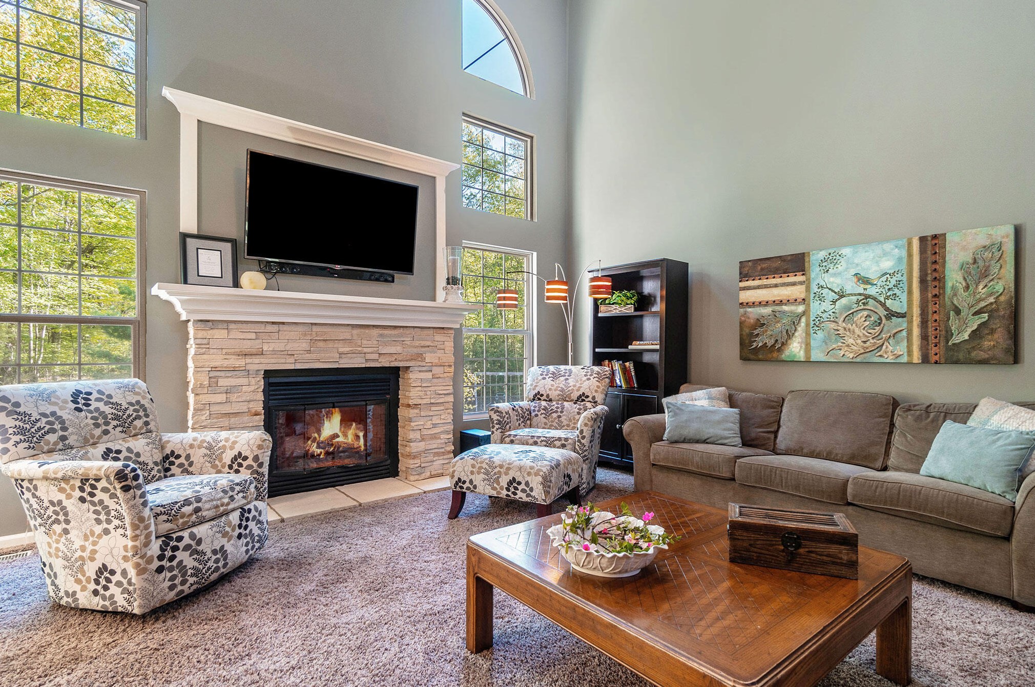 15229 Kelly St, Spring Lake MI 49456-1539 exterior