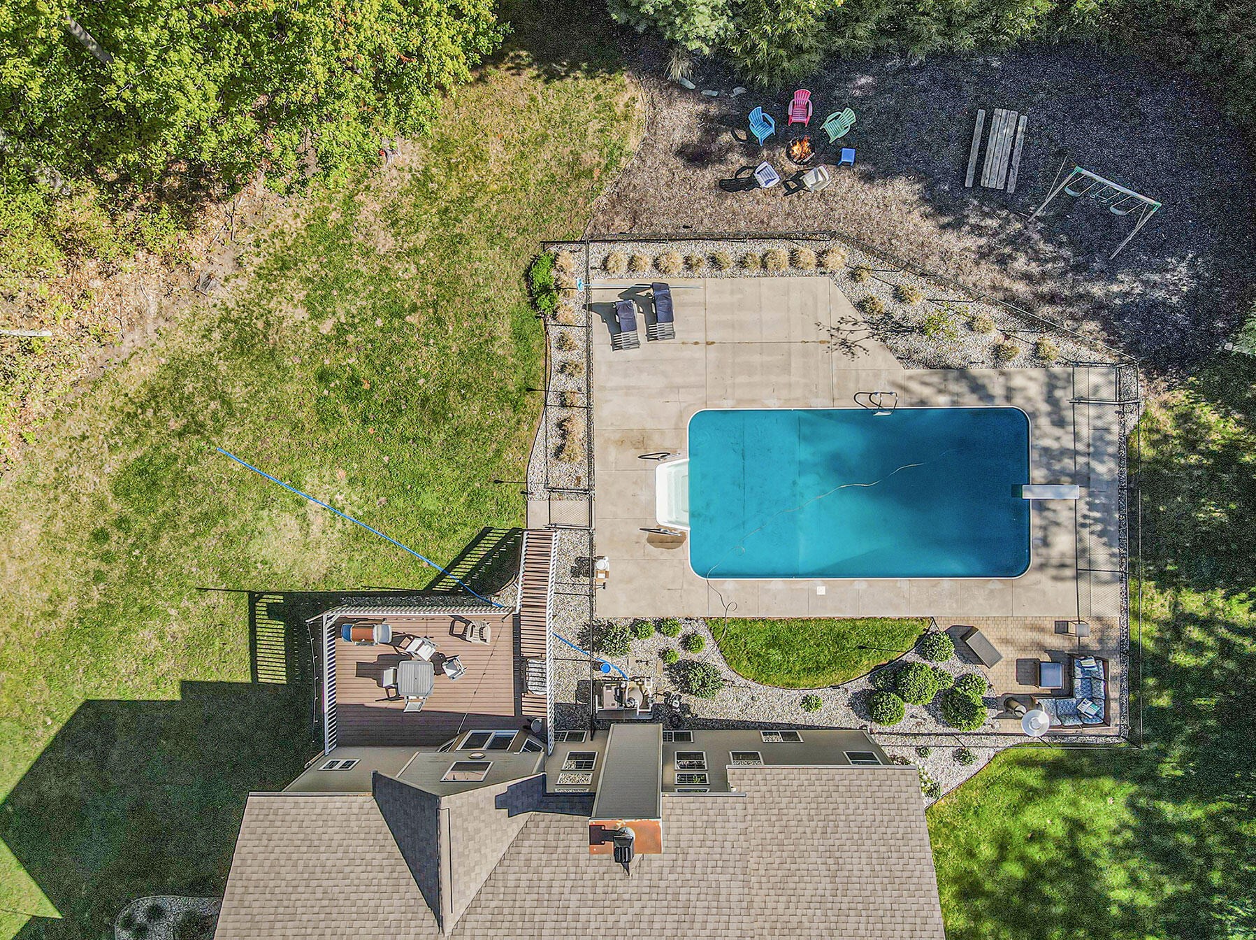 15229 Kelly St, Spring Lake MI 49456-1539 exterior