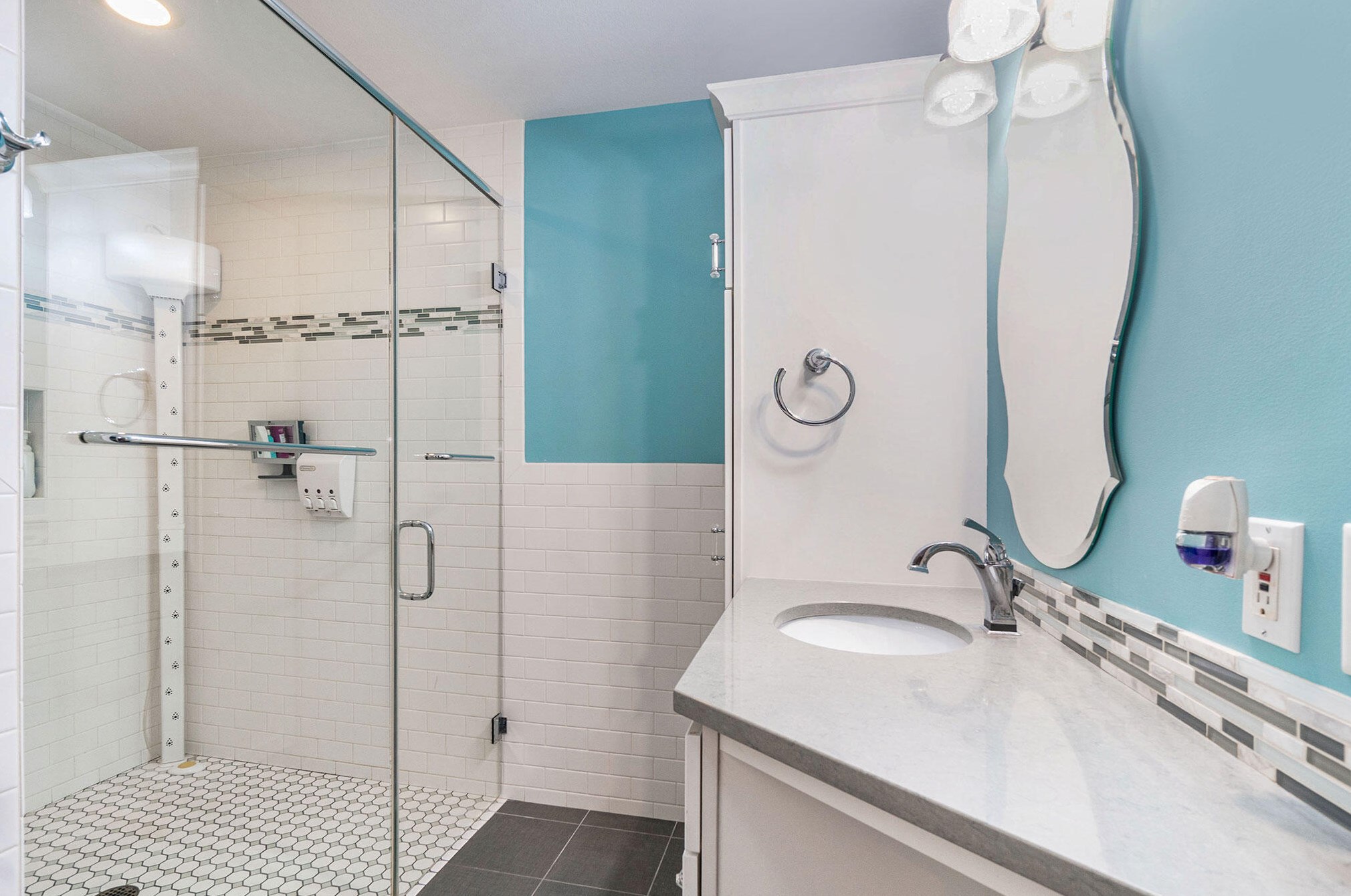 15229 Kelly St, Spring Lake MI 49456-1539 exterior