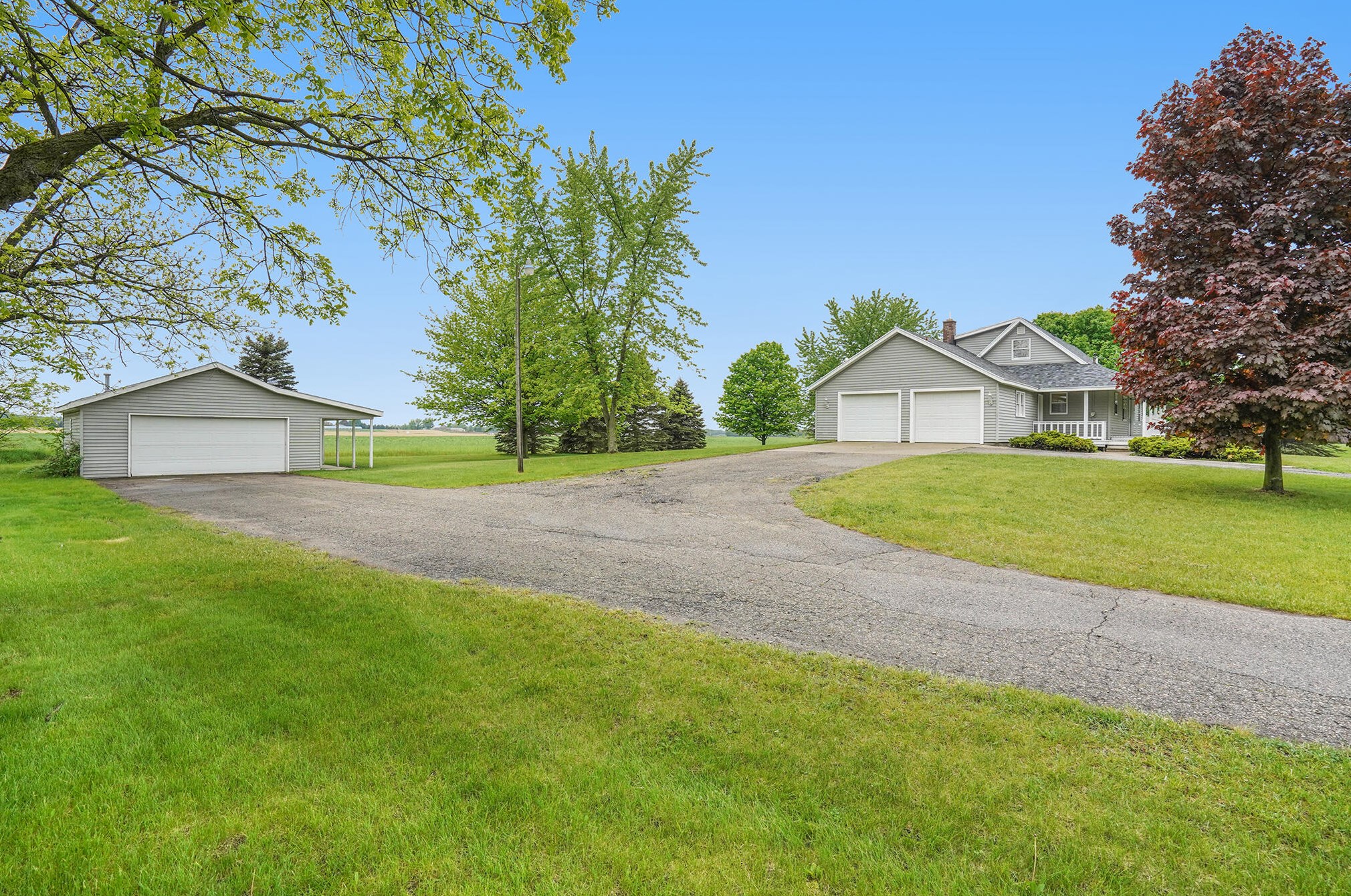 7316 Pingree St, Allendale, MI 49401-8924