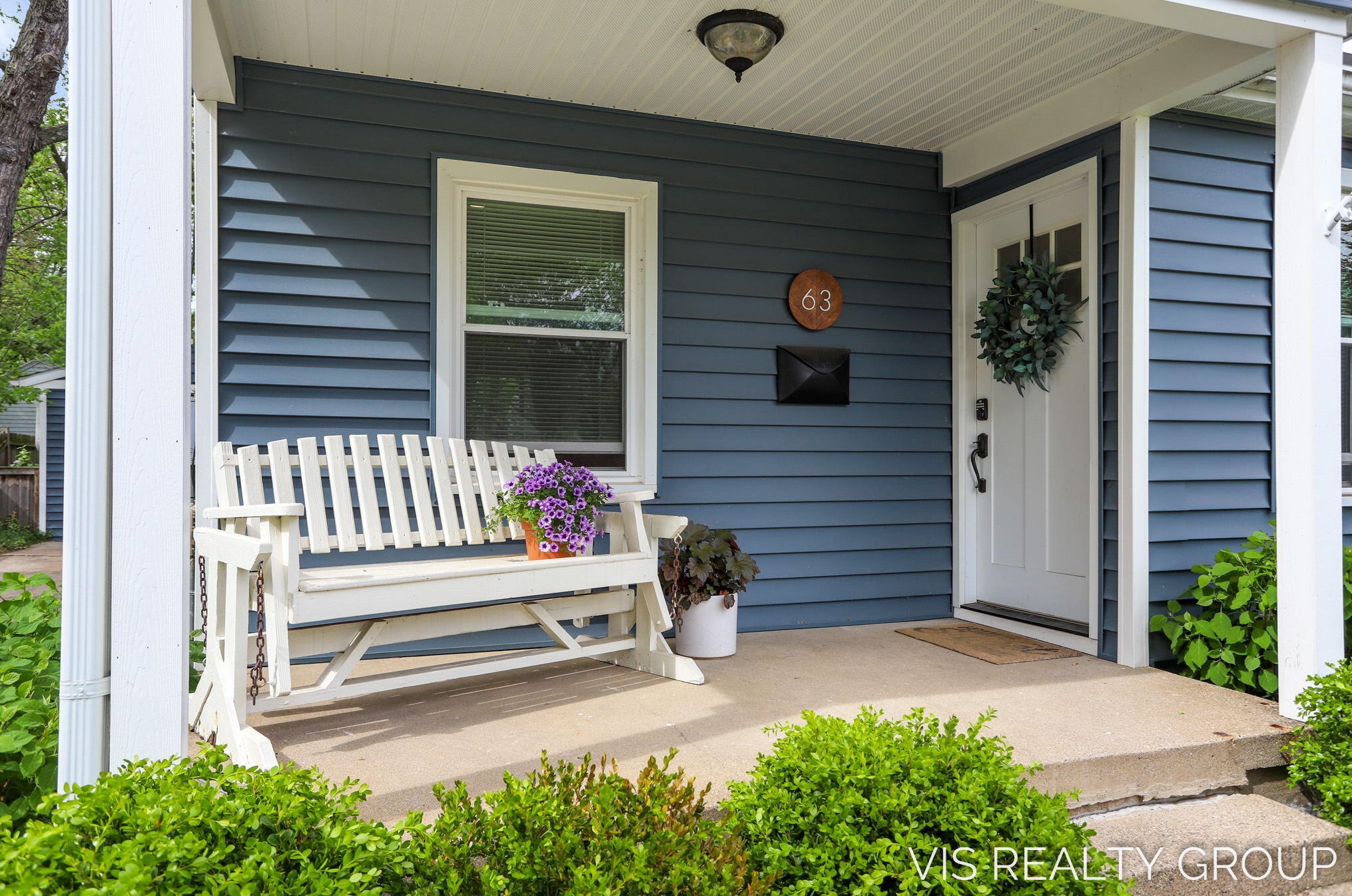 63 Graceland St, Grand Rapids, MI 49505-6270