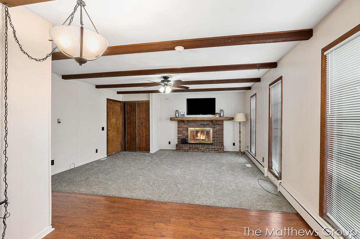 1946 Kalamazoo Ave, Grand Rapids MI 49507-3755 exterior