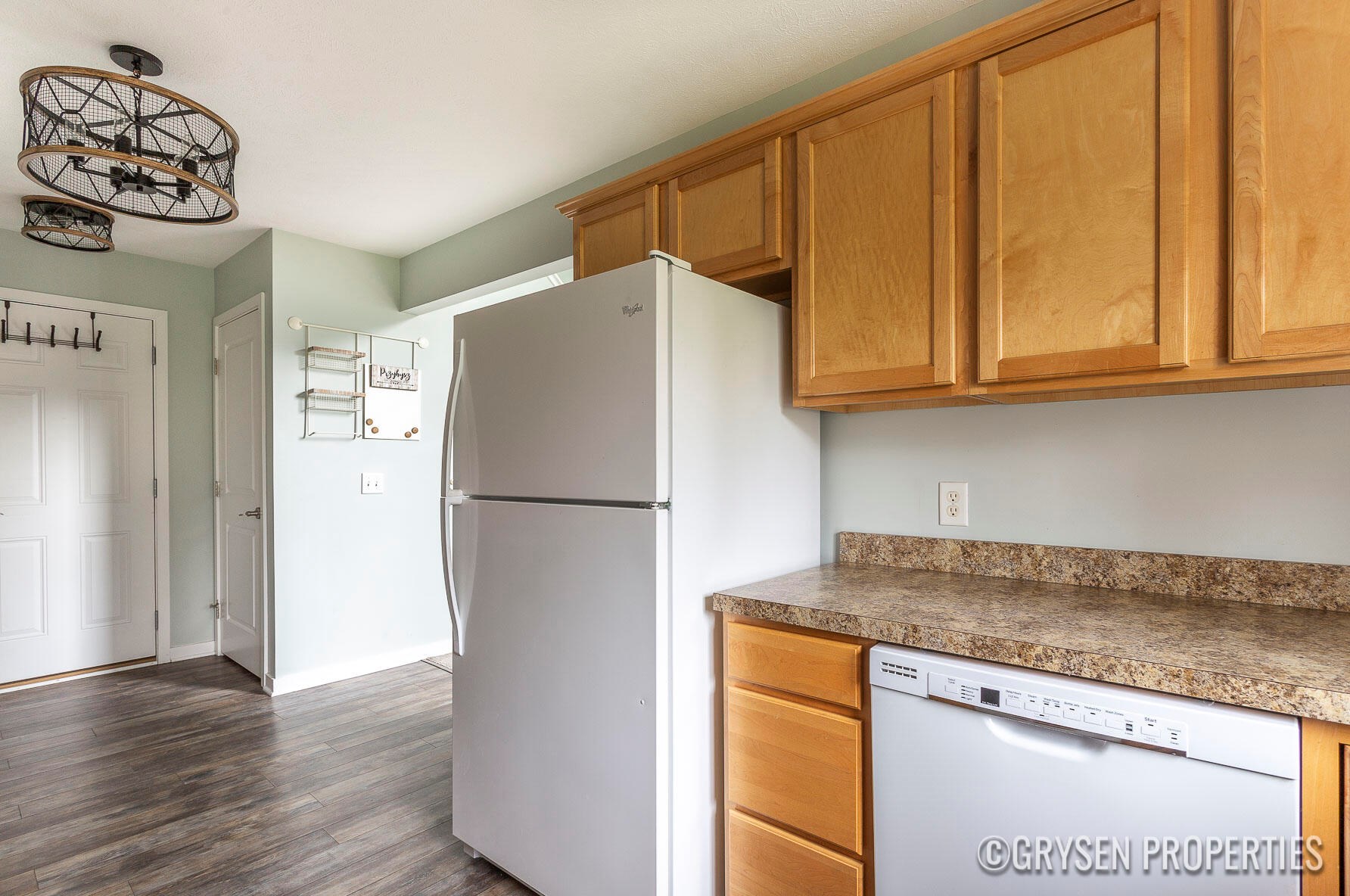 1238 Mesa Junction Dr, Byron Township MI 49315-8073 exterior