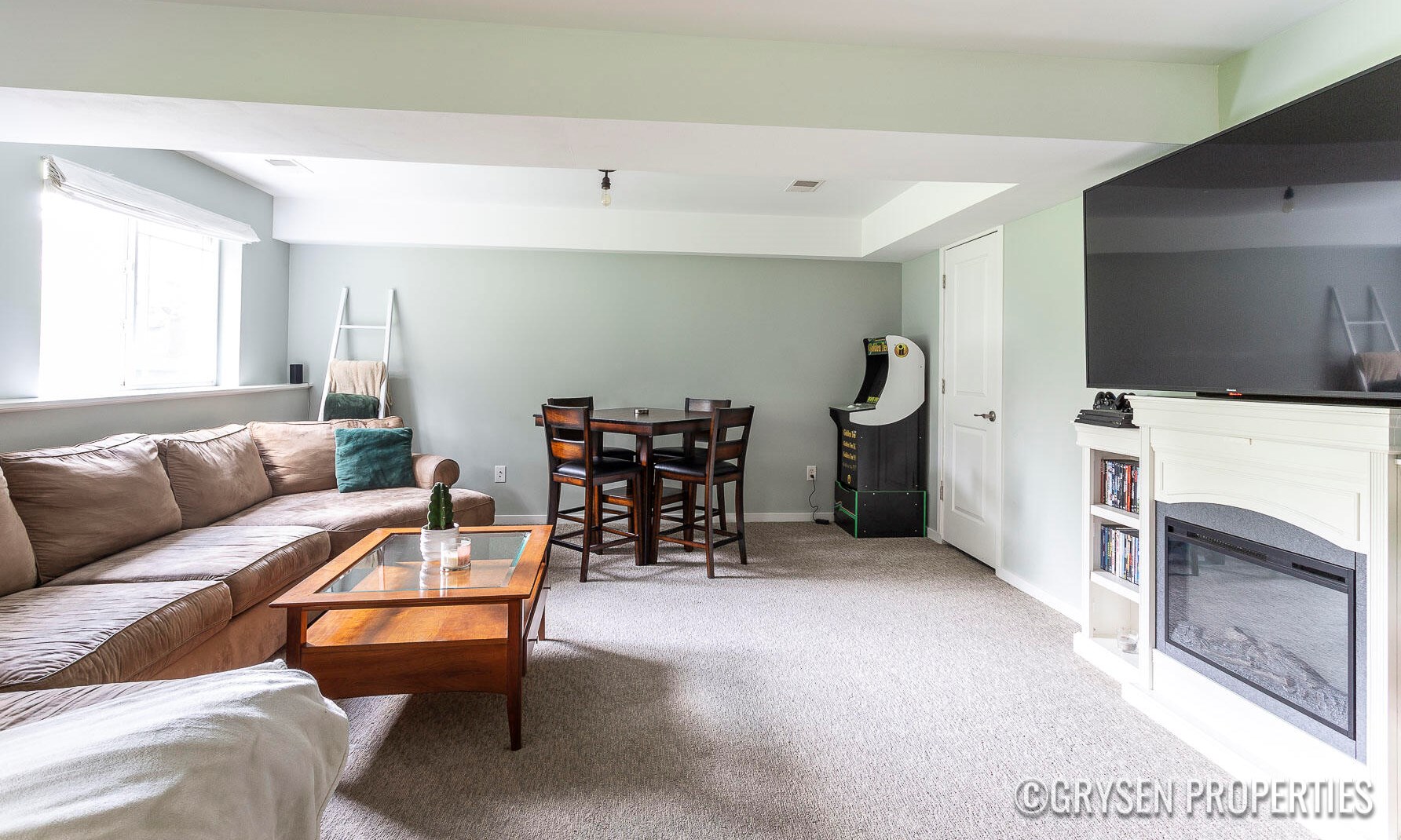 1238 Mesa Junction Dr, Byron Township MI 49315-8073 exterior