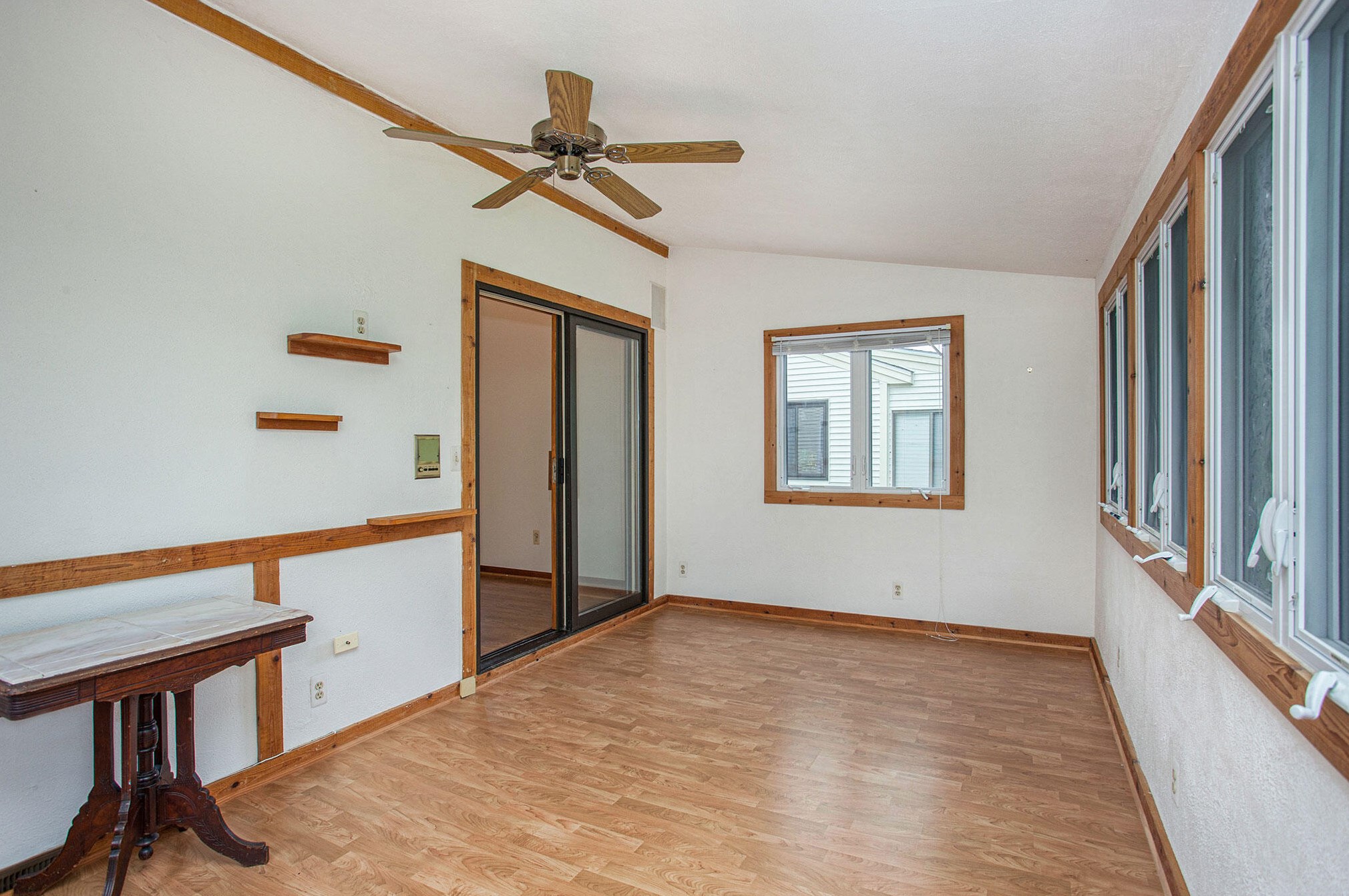 1164 Amberwood Dr, Byron Township MI exterior