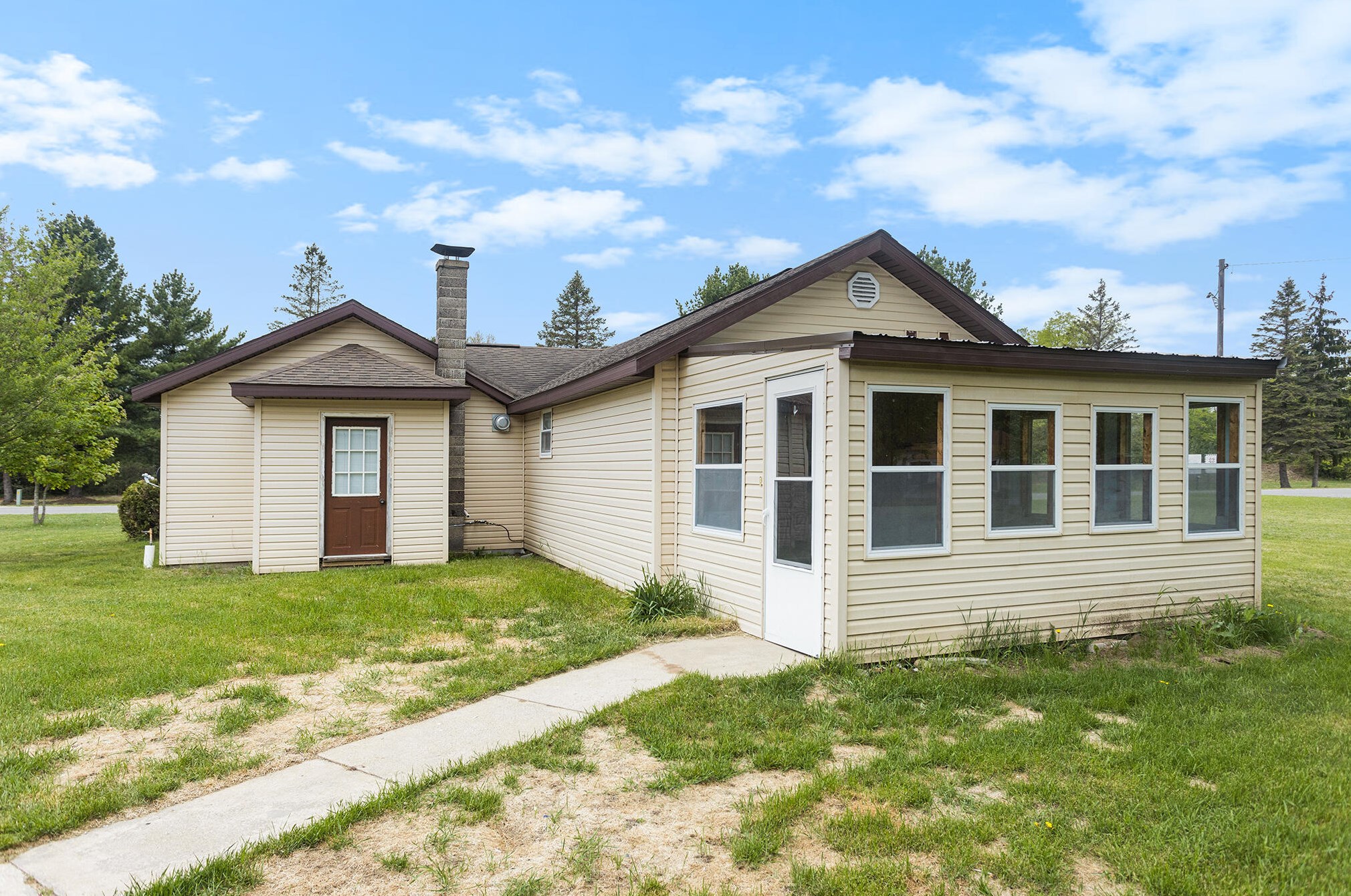 9069 Walta St, Kaleva, MI 49645