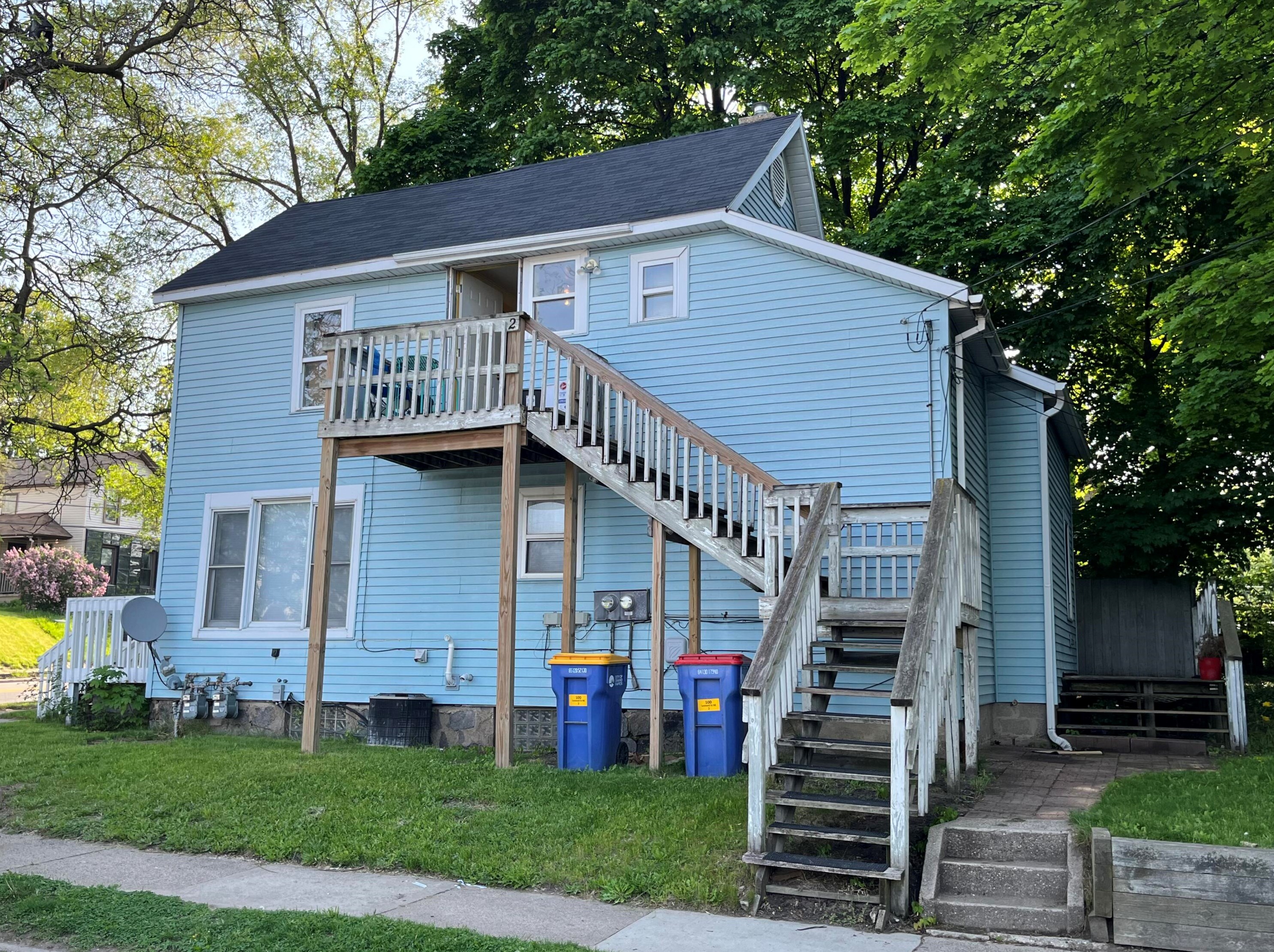 100 Leonard St Ne, Grand Rapids, MI 49503