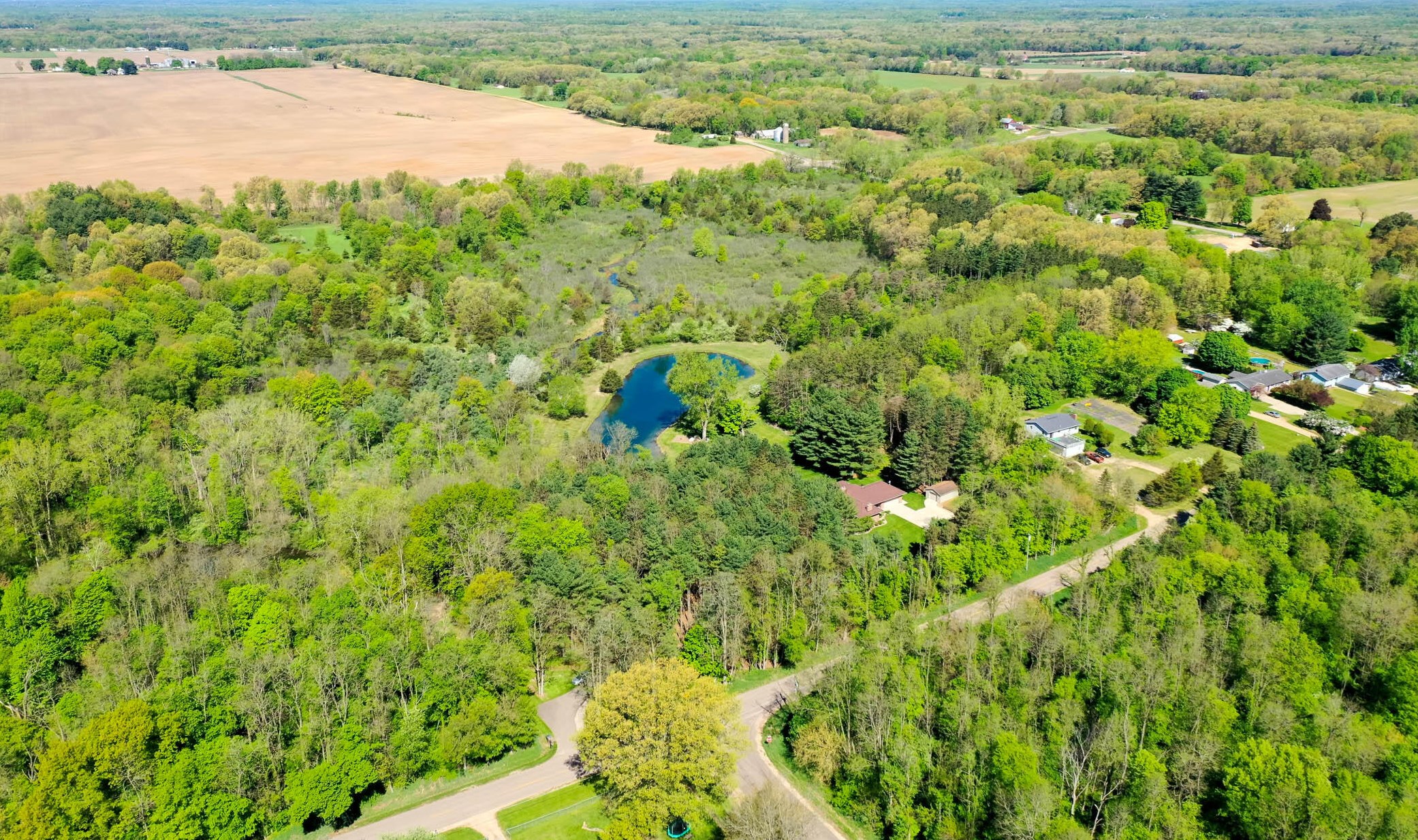 48820 29 1/2, Paw Paw MI exterior