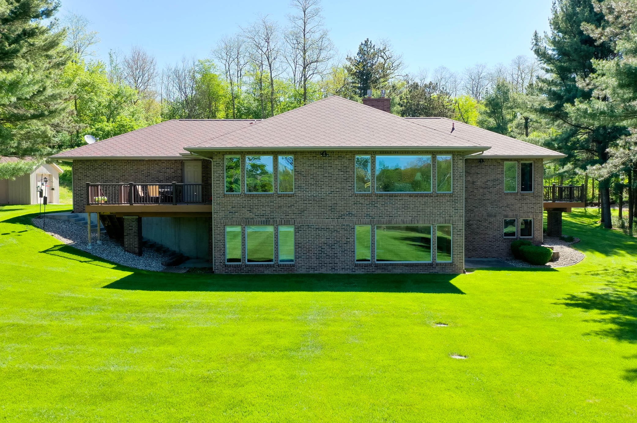 48820 29 1/2, Paw Paw MI exterior