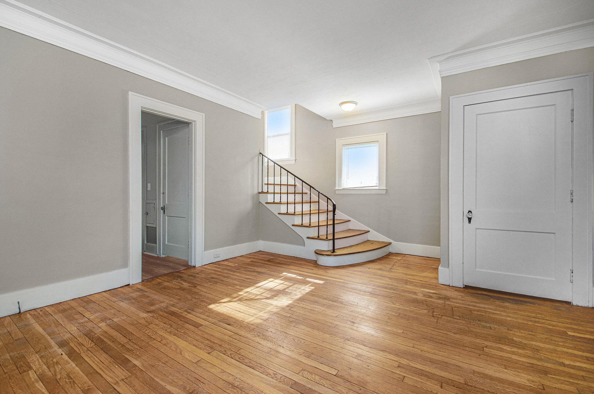 559 Liberty St, Grand Rapids MI  49503-8066 exterior