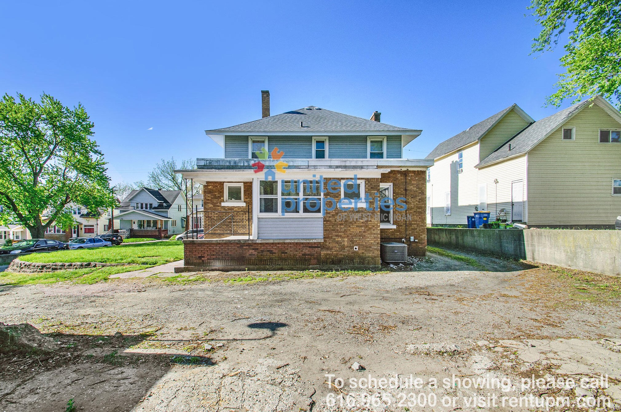 559 Liberty St, Grand Rapids, MI 49503-8066