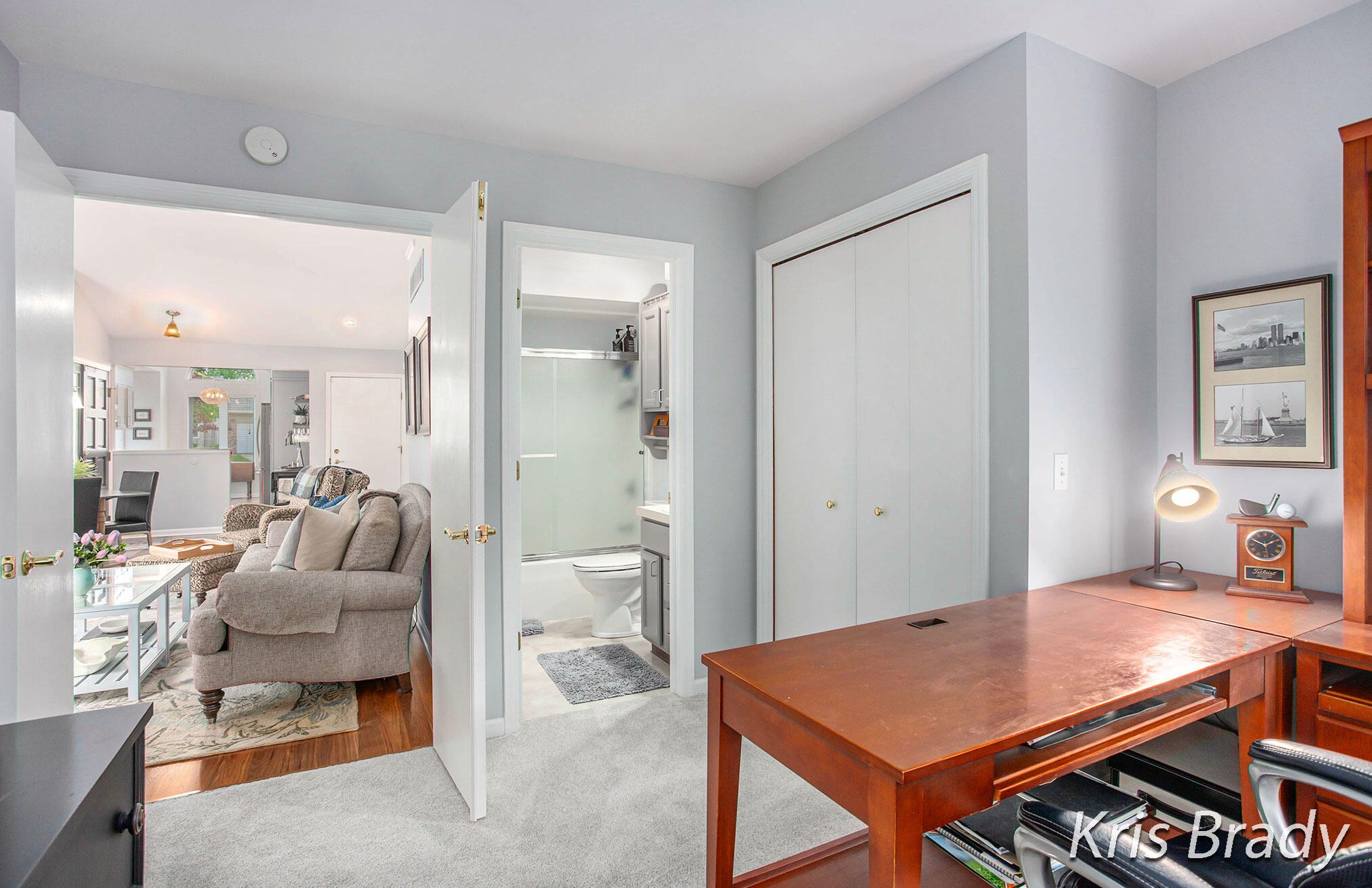 2214 Shetland Dr, Grand Rapids MI 49505-6390 exterior