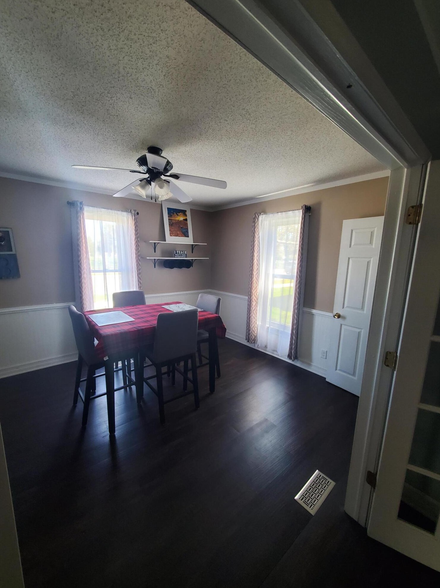 205 Main St, Spring Arbor MI  49283-9673 exterior