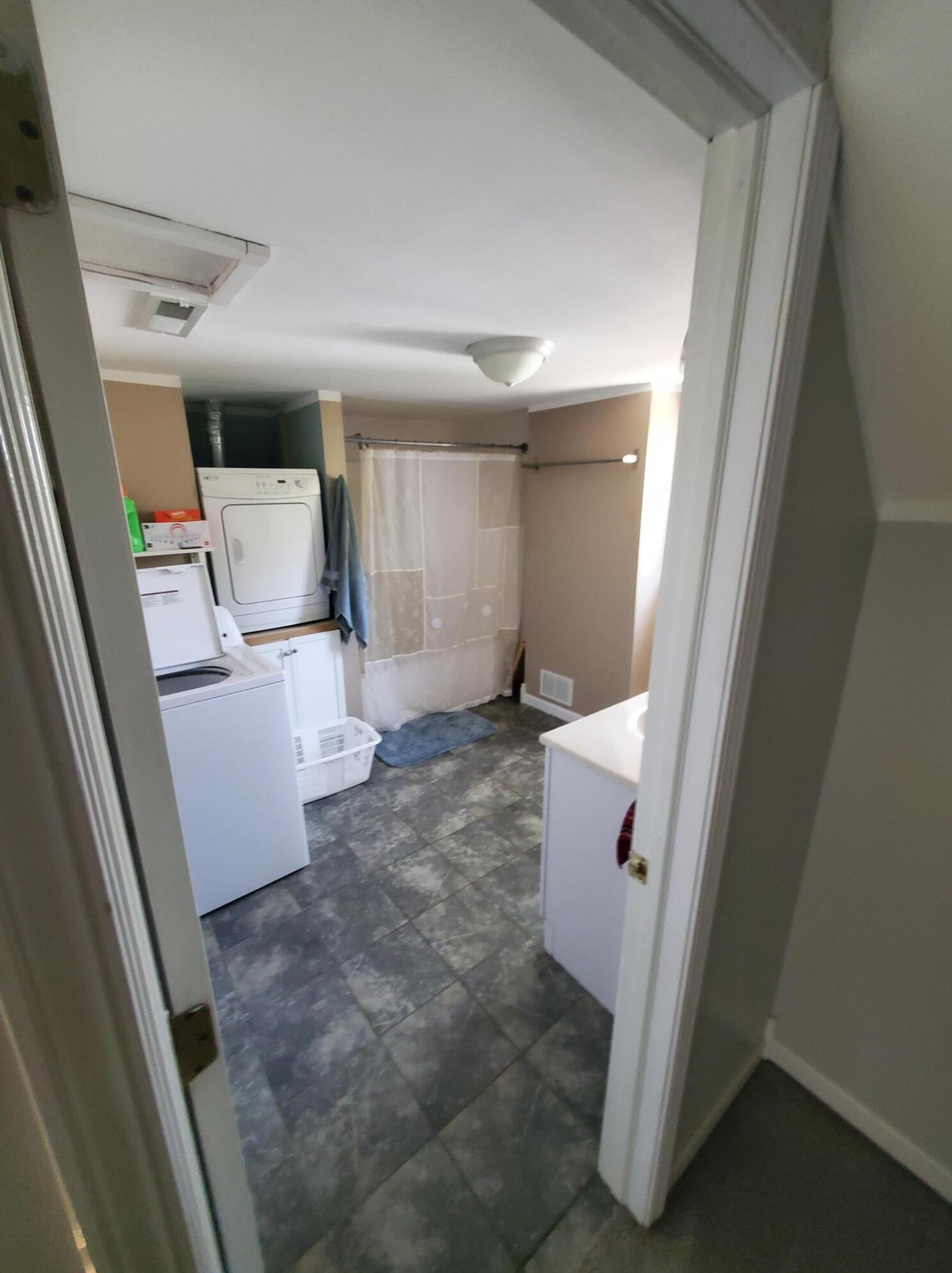 205 Main St, Spring Arbor MI  49283-9673 exterior