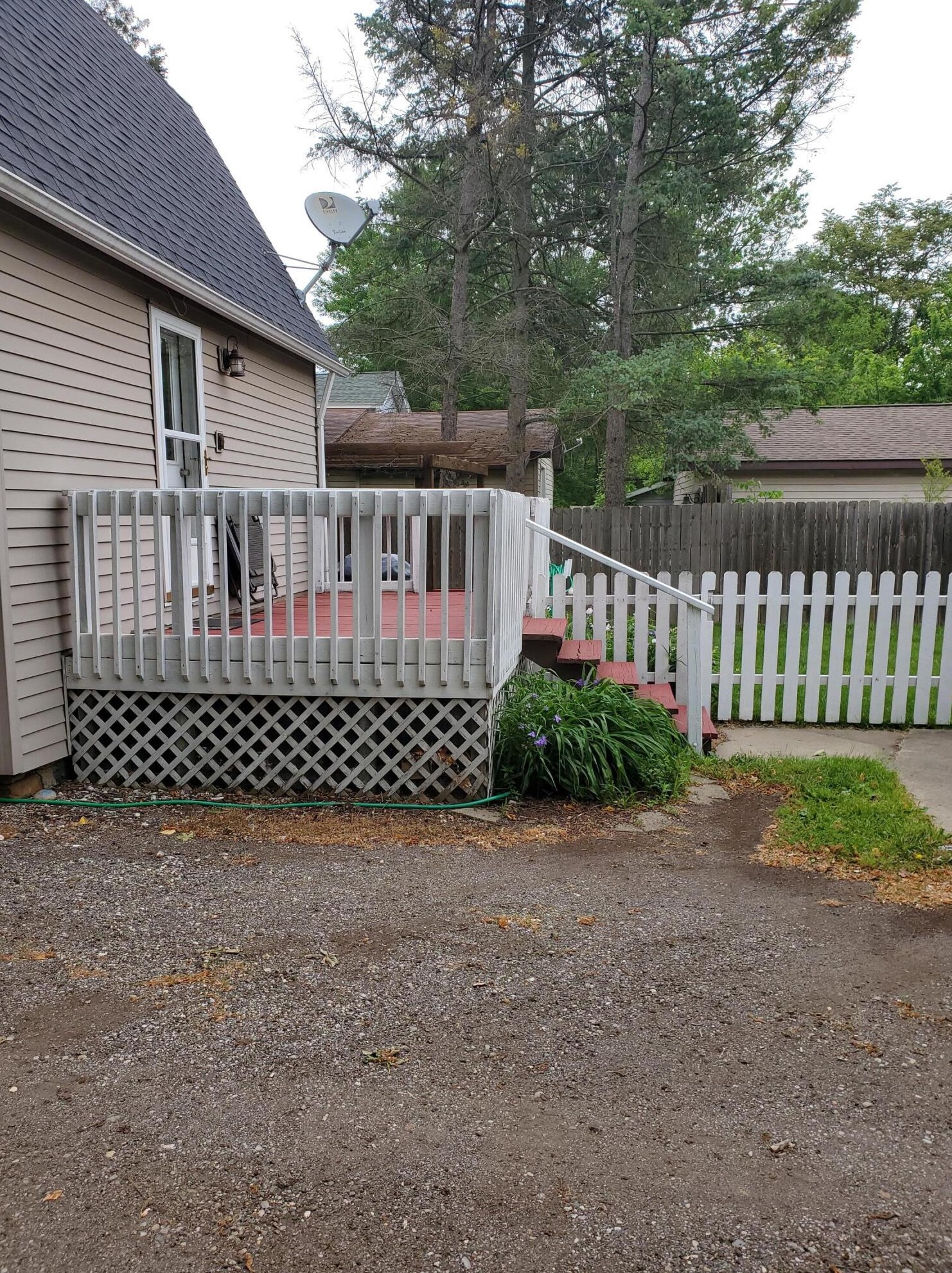 205 Main St, Spring Arbor MI  49283-9673 exterior