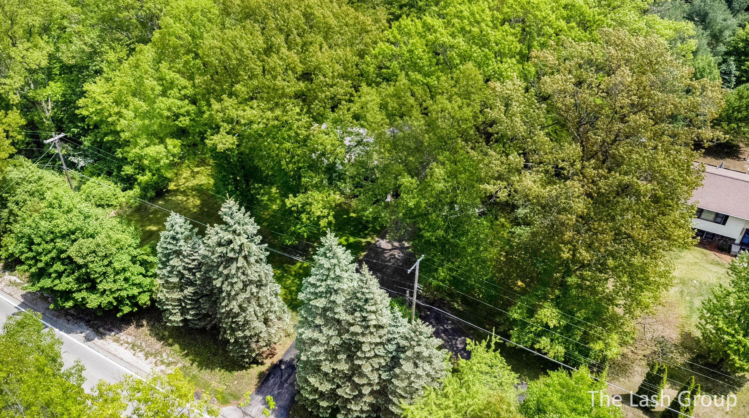 18522 Fruitport Rd, Spring Lake MI 49456-1157 exterior