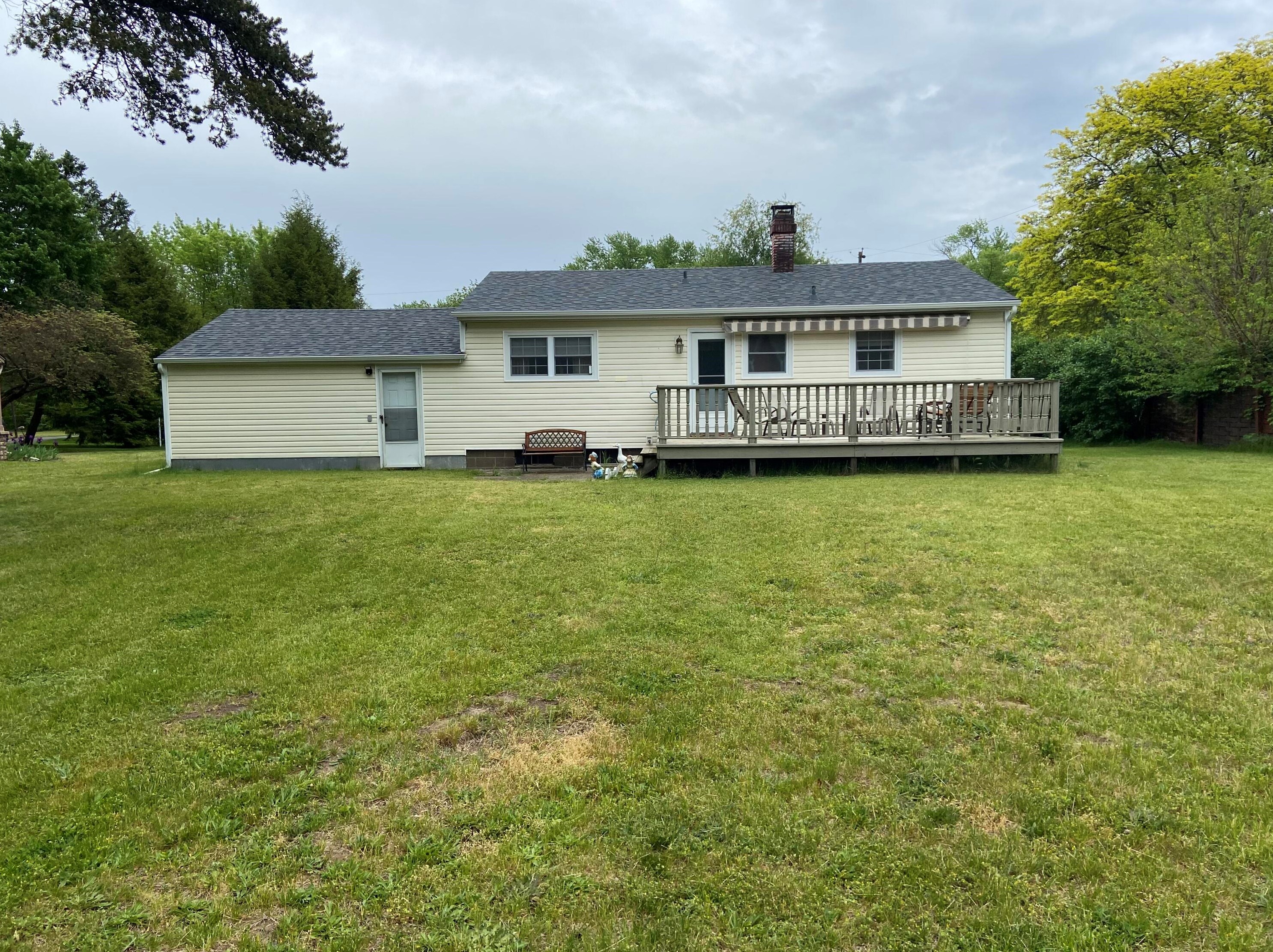 9693 Community Hall Rd, Union Pier, MI 49129