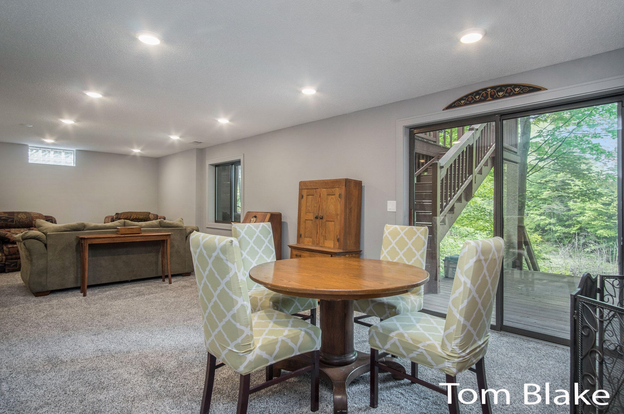 16370 Highland Dr, Spring Lake MI 49456-2310 exterior