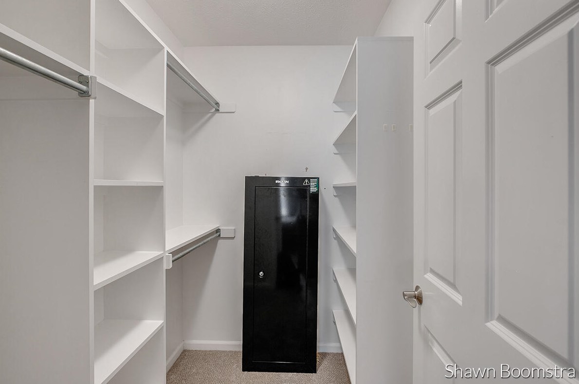 4016 Ronalds Rd, Dorr MI 49323-9071 exterior