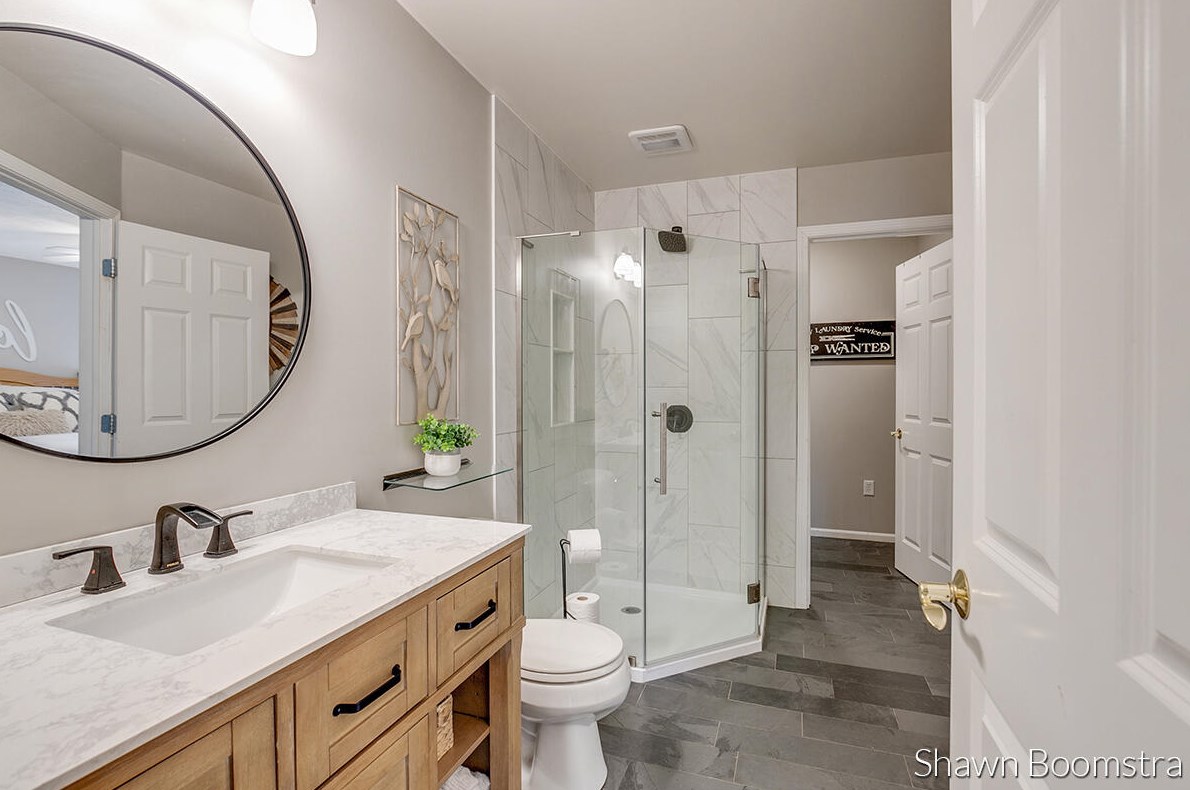 4016 Ronalds Rd, Dorr MI 49323-9071 exterior