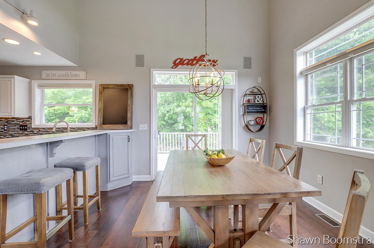 4016 Ronalds Rd, Dorr MI 49323-9071 exterior