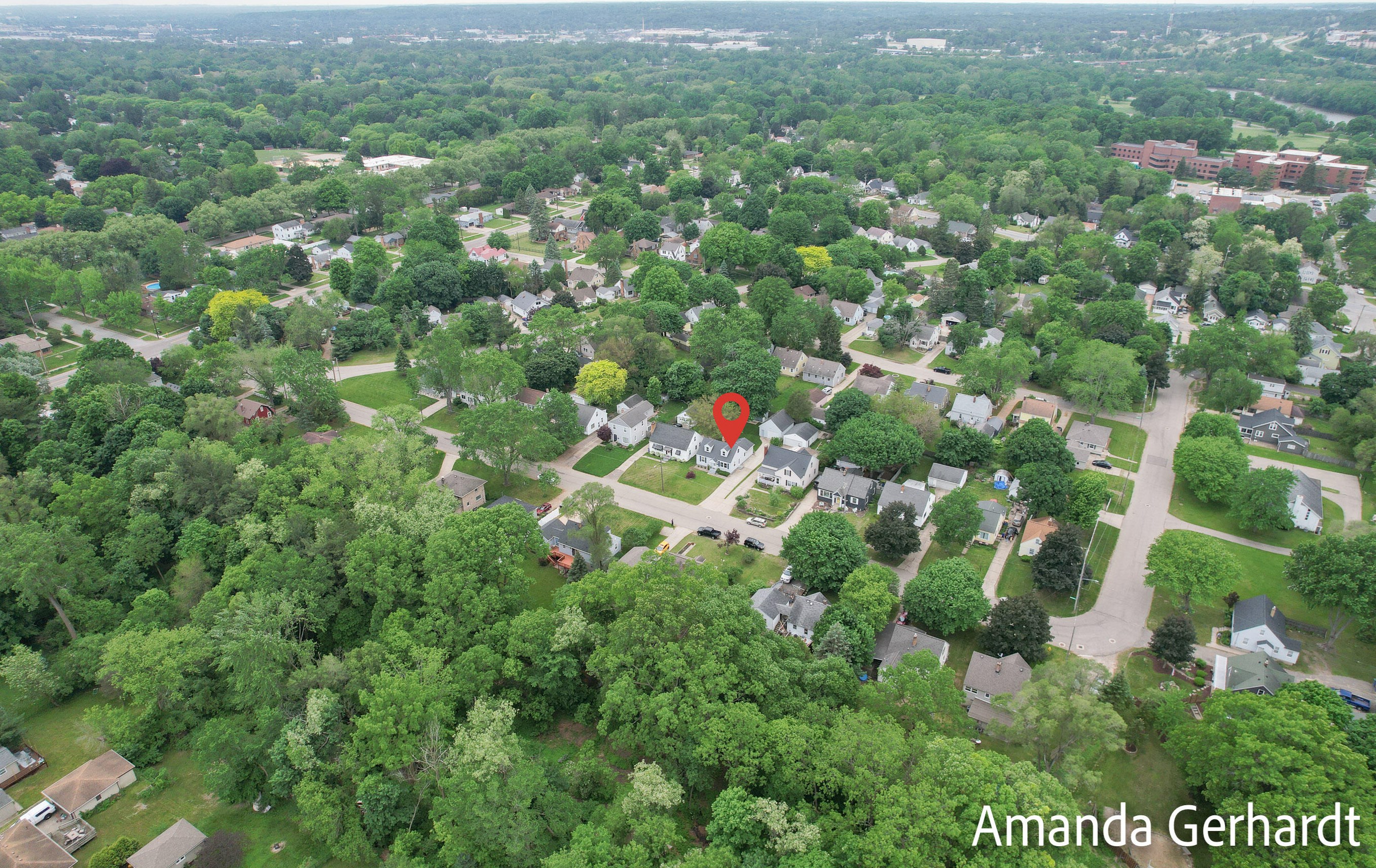 2901 Belknap Ave, Grand Rapids MI 49505-3303 exterior