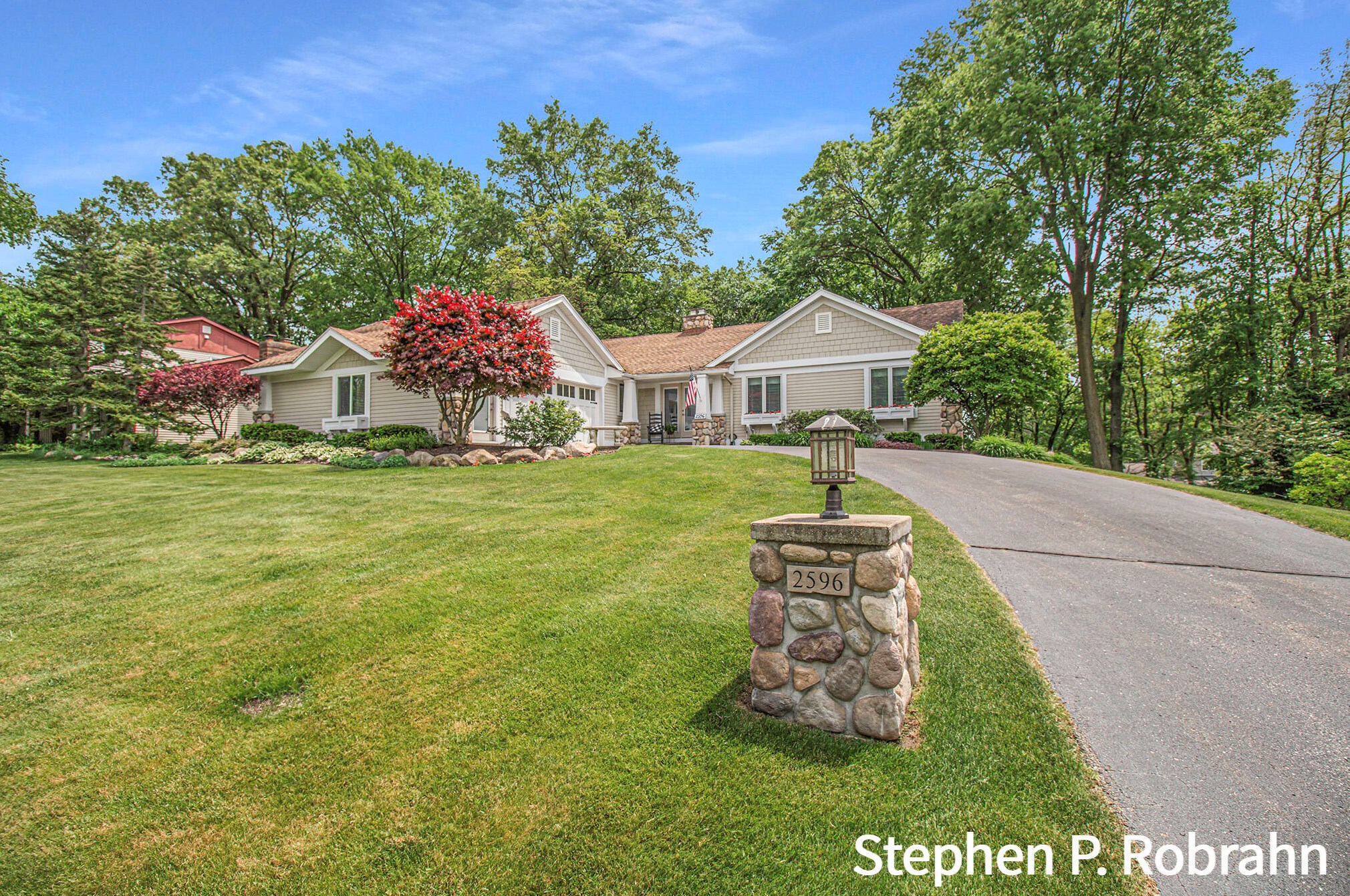 2596 Northboro Ct, Grand Rapids, MI 49525-3015