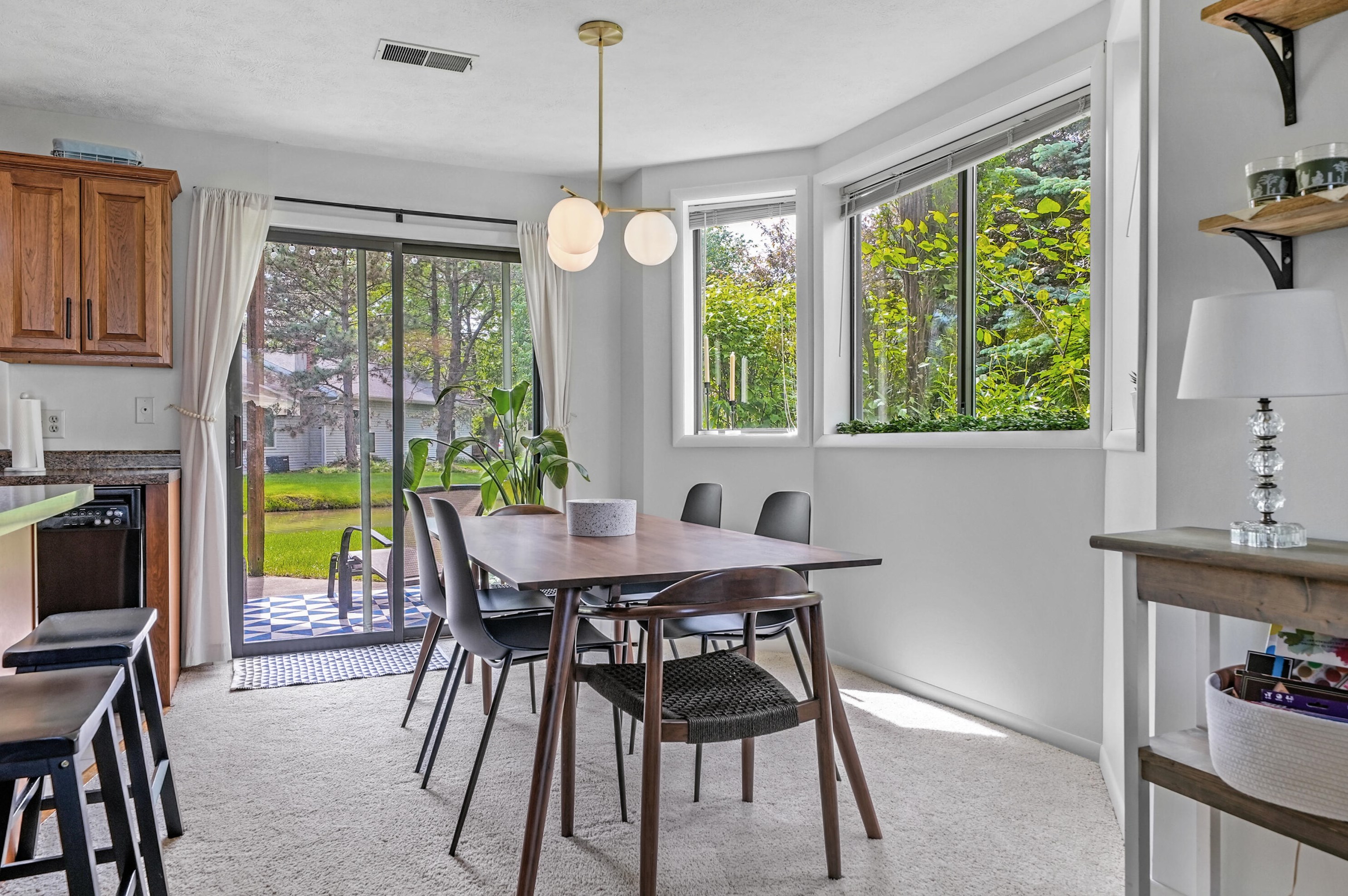 5067 Stauffer Ave, Grand Rapids MI 49508-5149 exterior