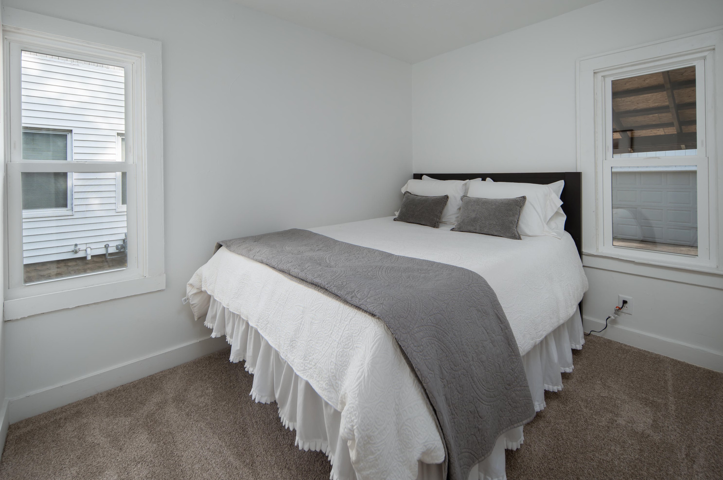 1214 Mason St, Grand Rapids MI 49503-1338 exterior