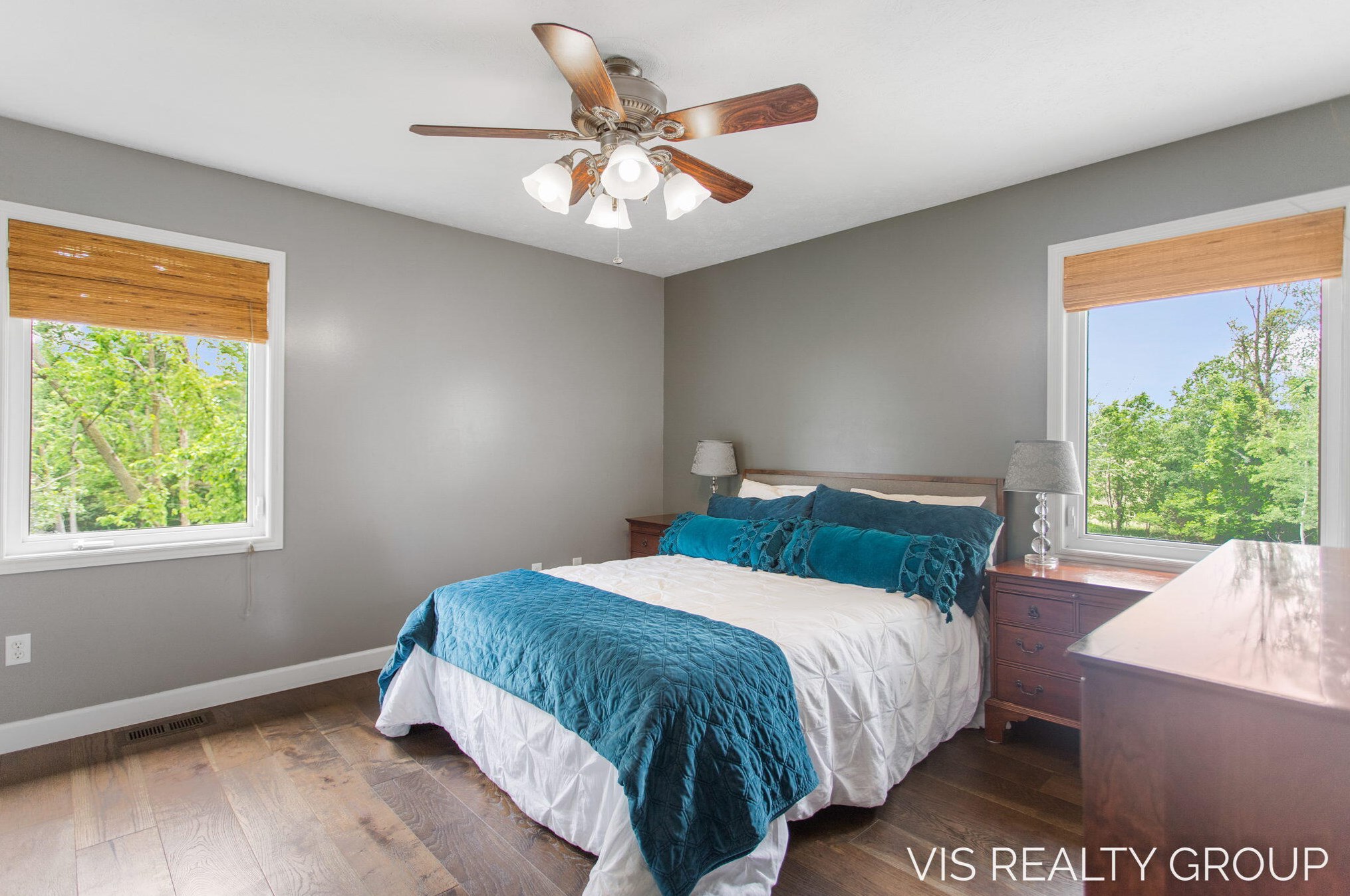 10249 Jane Dr, Allendale MI 49401-8082 exterior