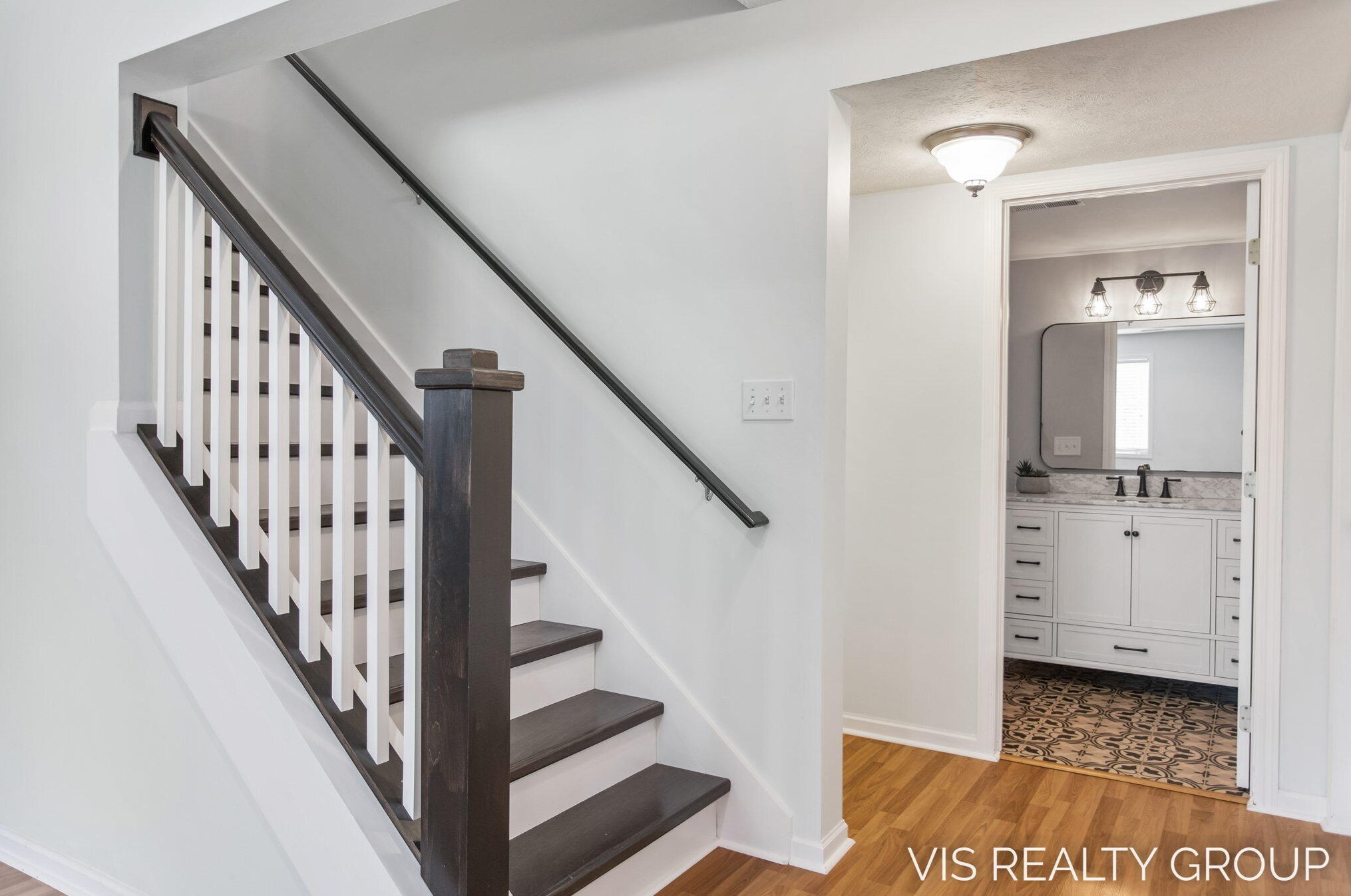 10249 Jane Dr, Allendale MI 49401-8082 exterior