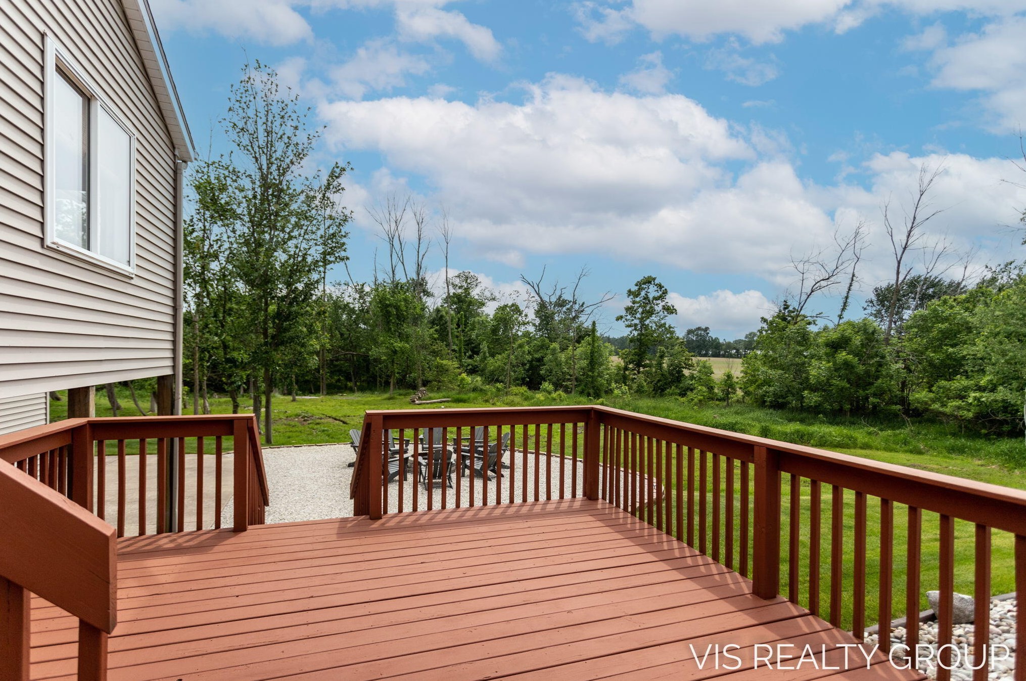 10249 Jane Dr, Allendale MI 49401-8082 exterior