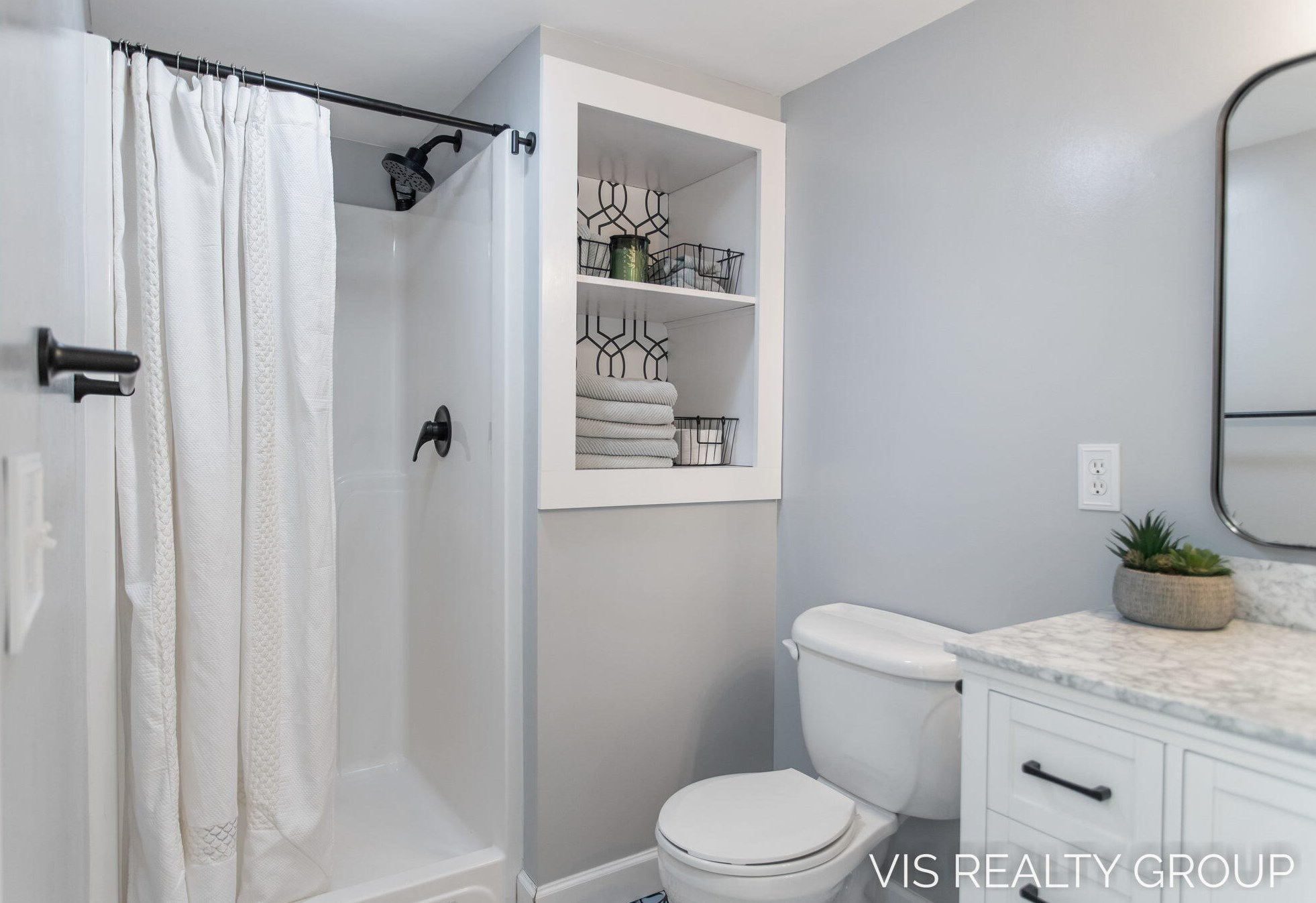 10249 Jane Dr, Allendale MI 49401-8082 exterior