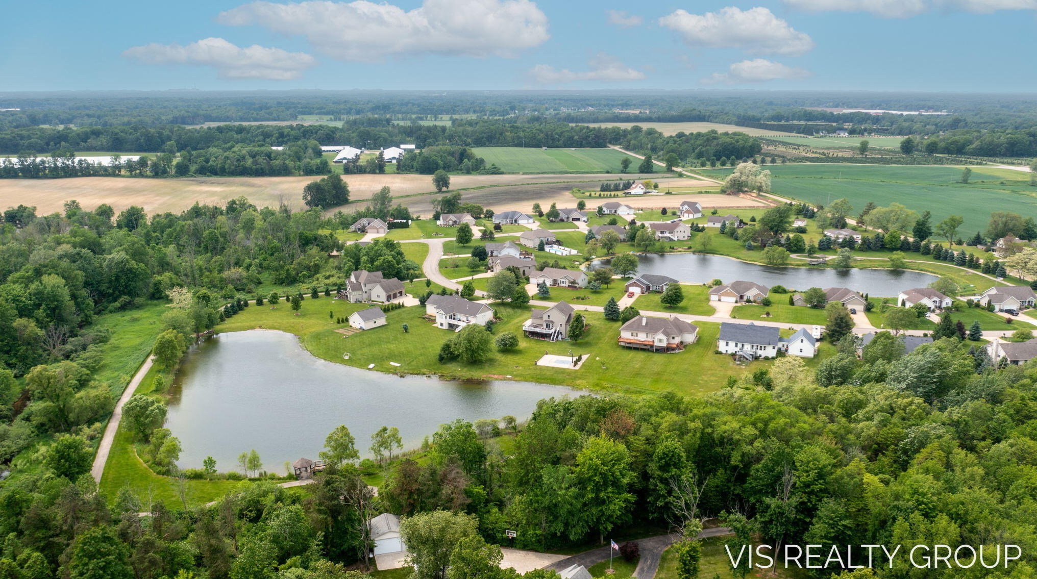 10249 Jane Dr, Allendale MI 49401-8082 exterior